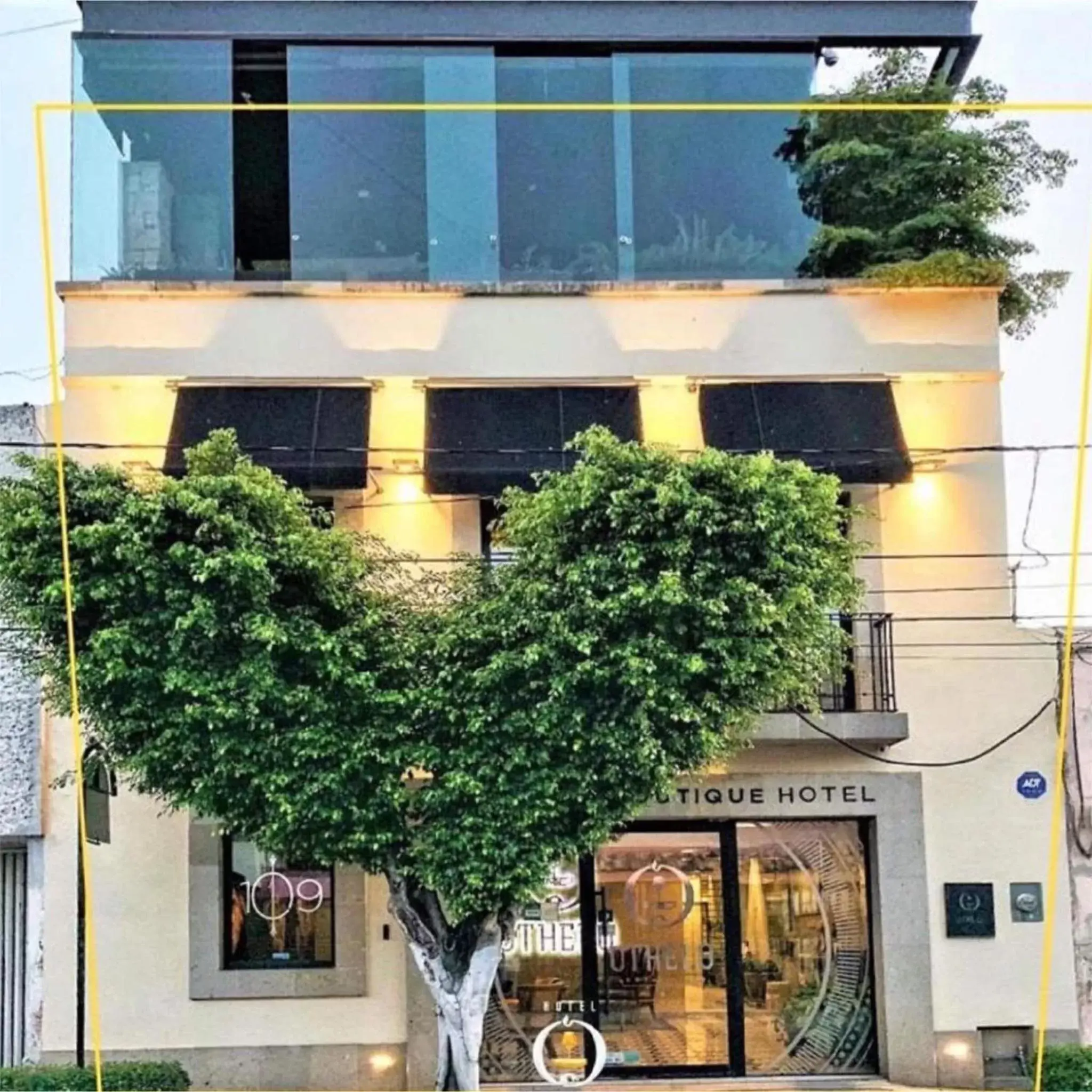 Facade/entrance, Property Building in Othelo Boutique Hotel Mexico