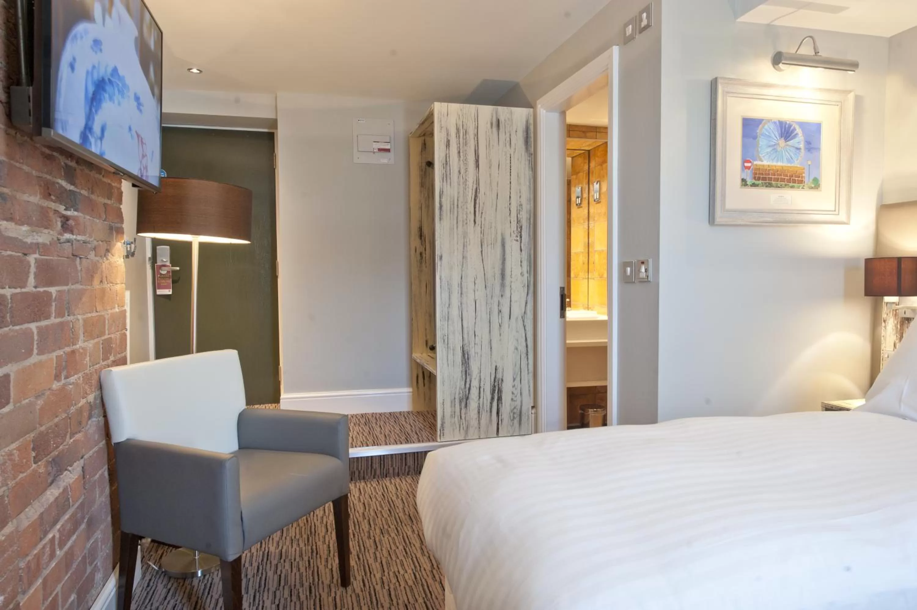 Bed in The Red Lion Wetherspoon