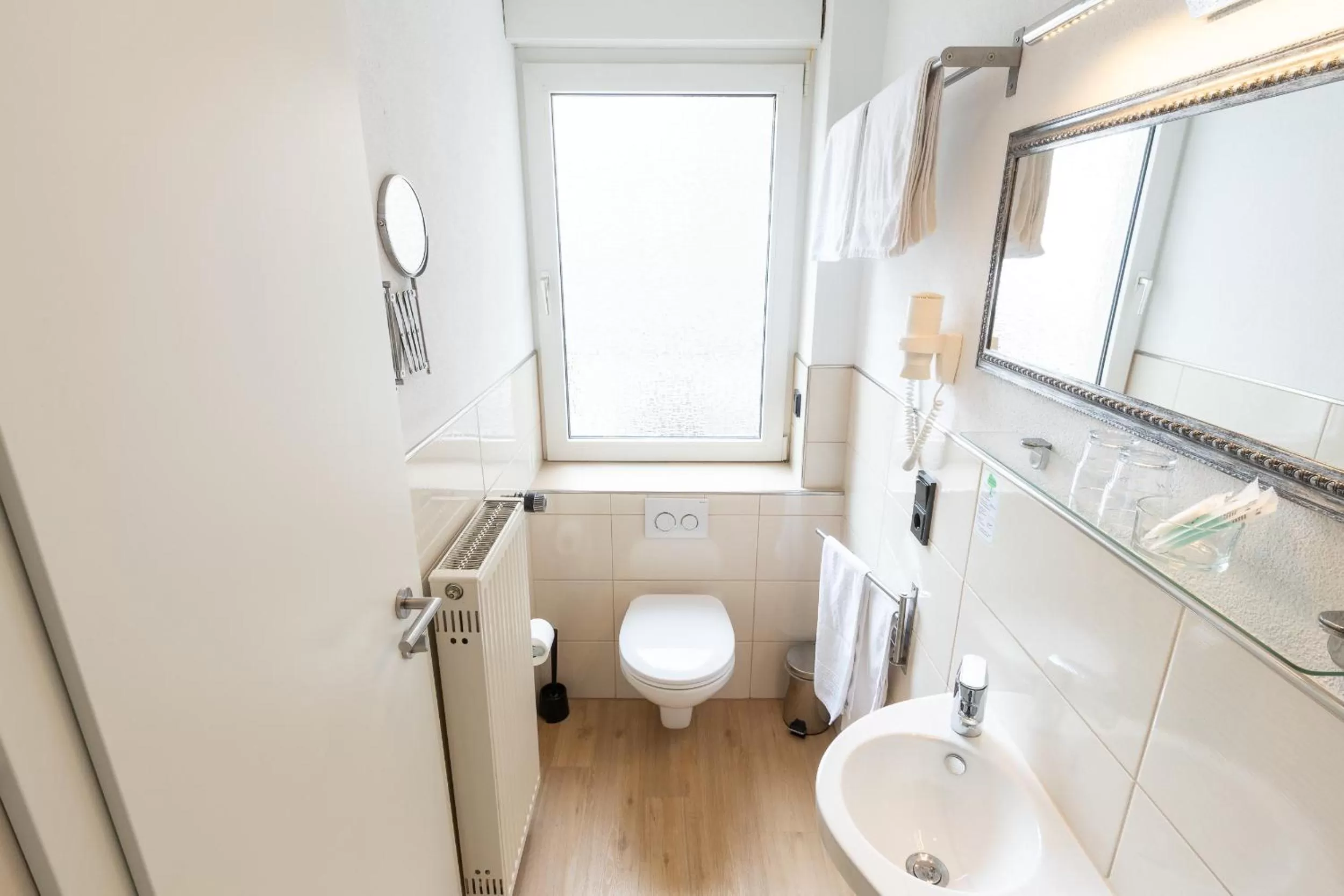 Shower in Hotel Porta Nigra