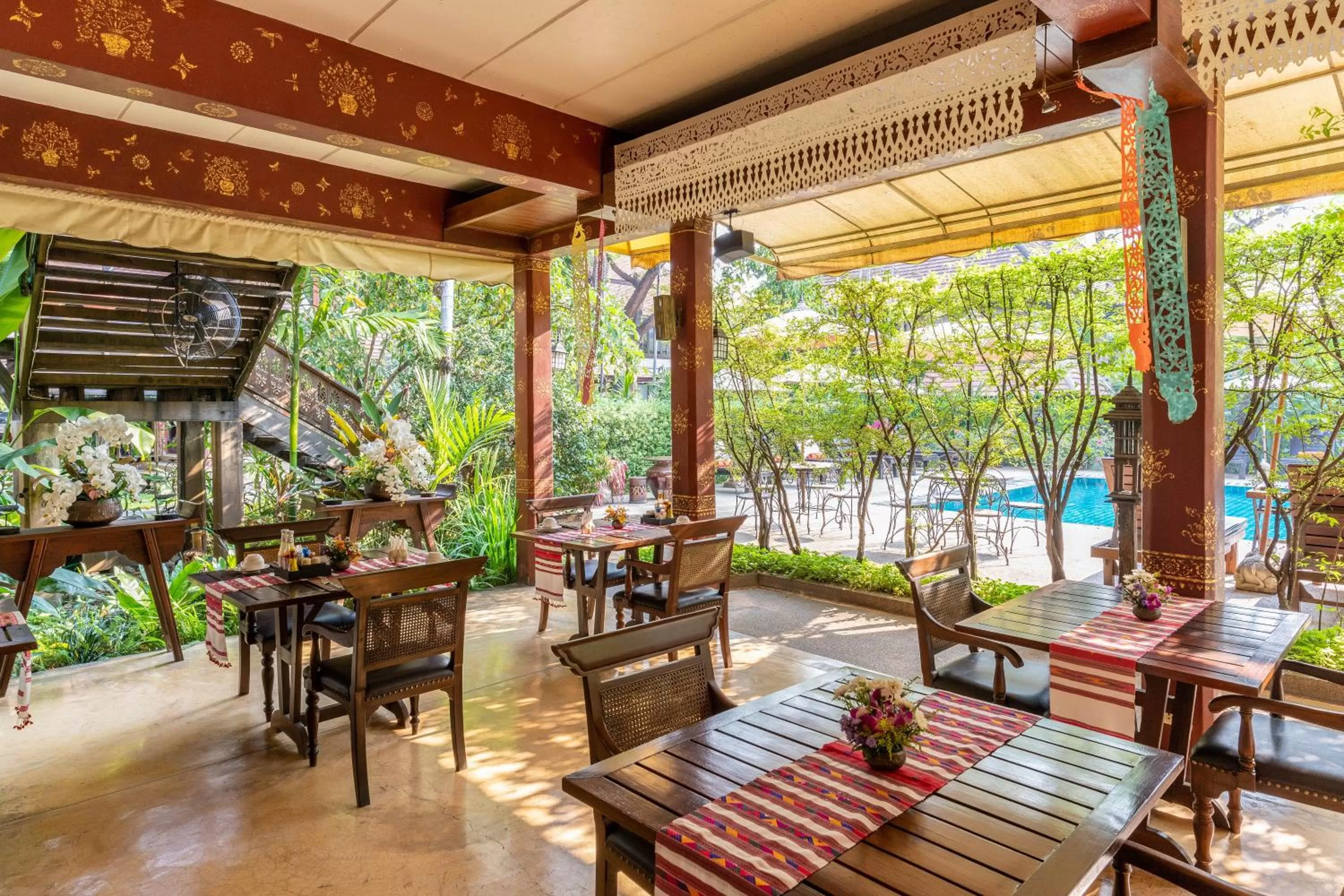 Restaurant/places to eat in Yaang Come Village Hotel