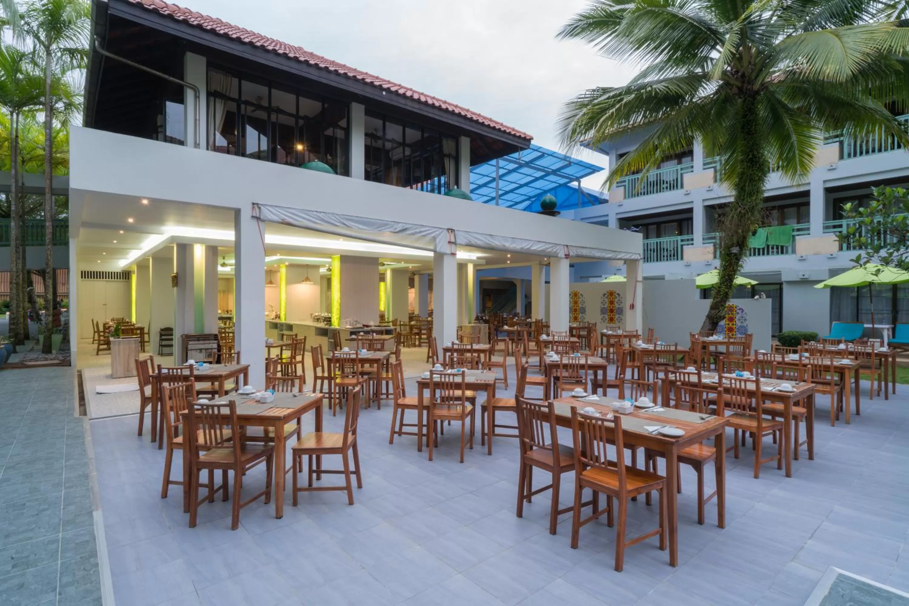 Restaurant/places to eat in The Briza Beach Resort, Khao Lak SHA Extra Plus