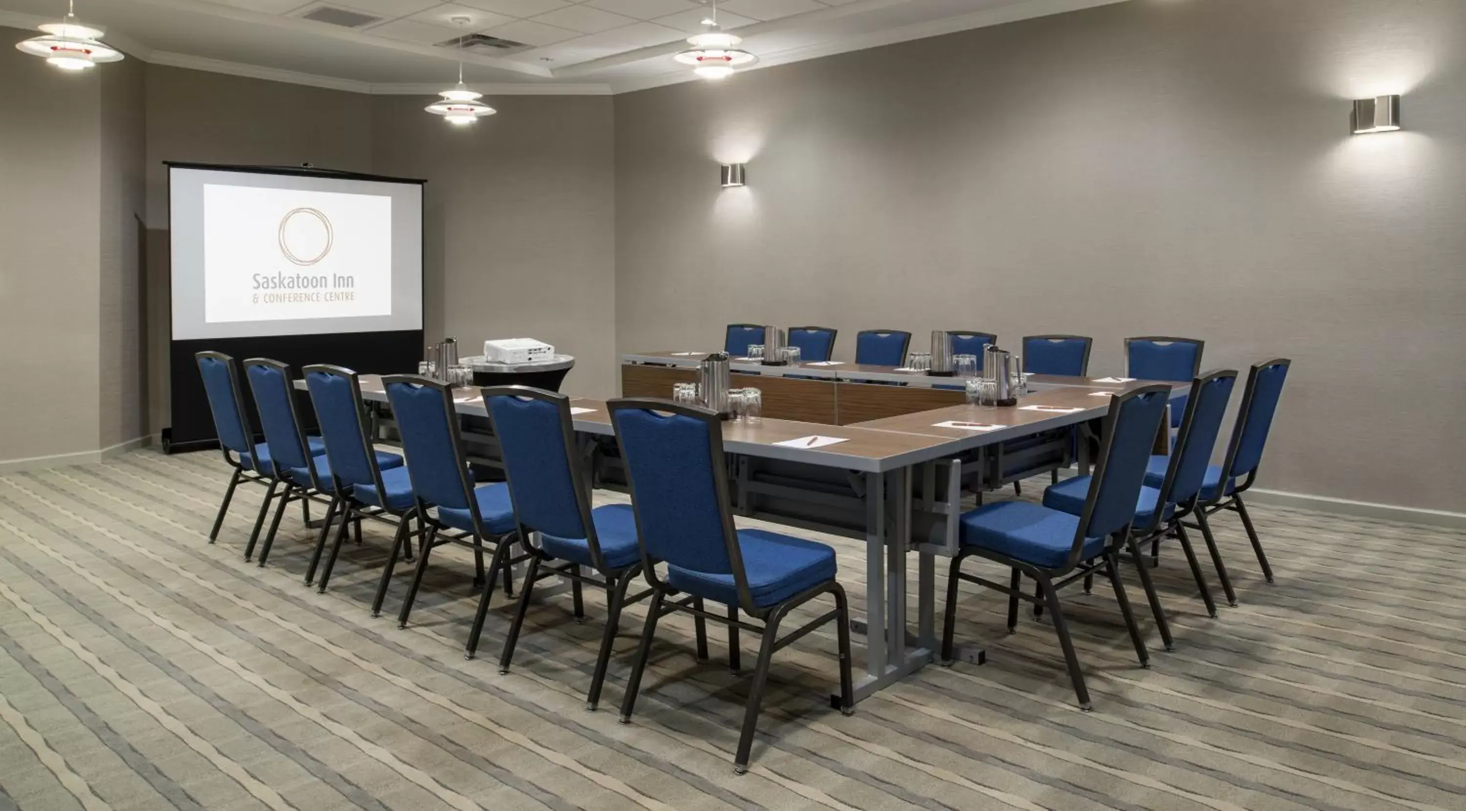 Meeting/conference room in Saskatoon Inn & Conference Centre