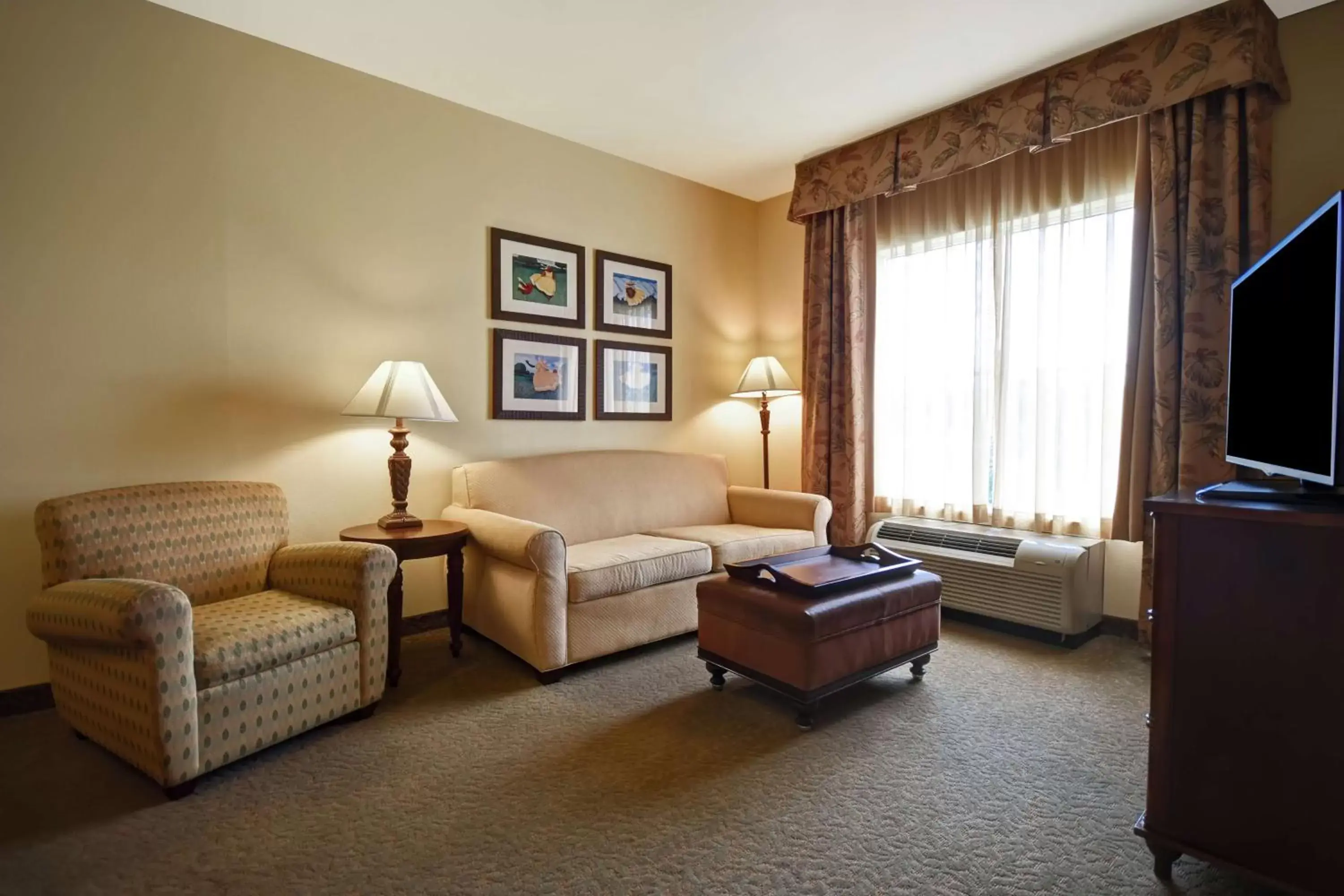Bedroom, Seating Area in Homewood Suites by Hilton Charleston Airport/Convention Center