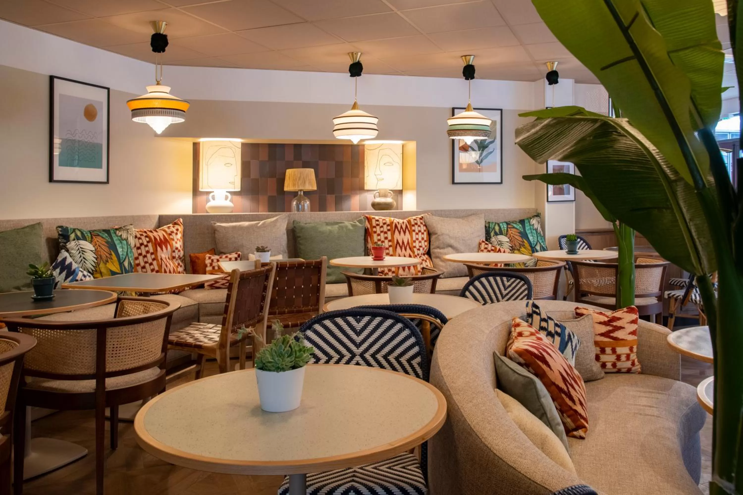 Living room in Novotel Suites Nice Airport