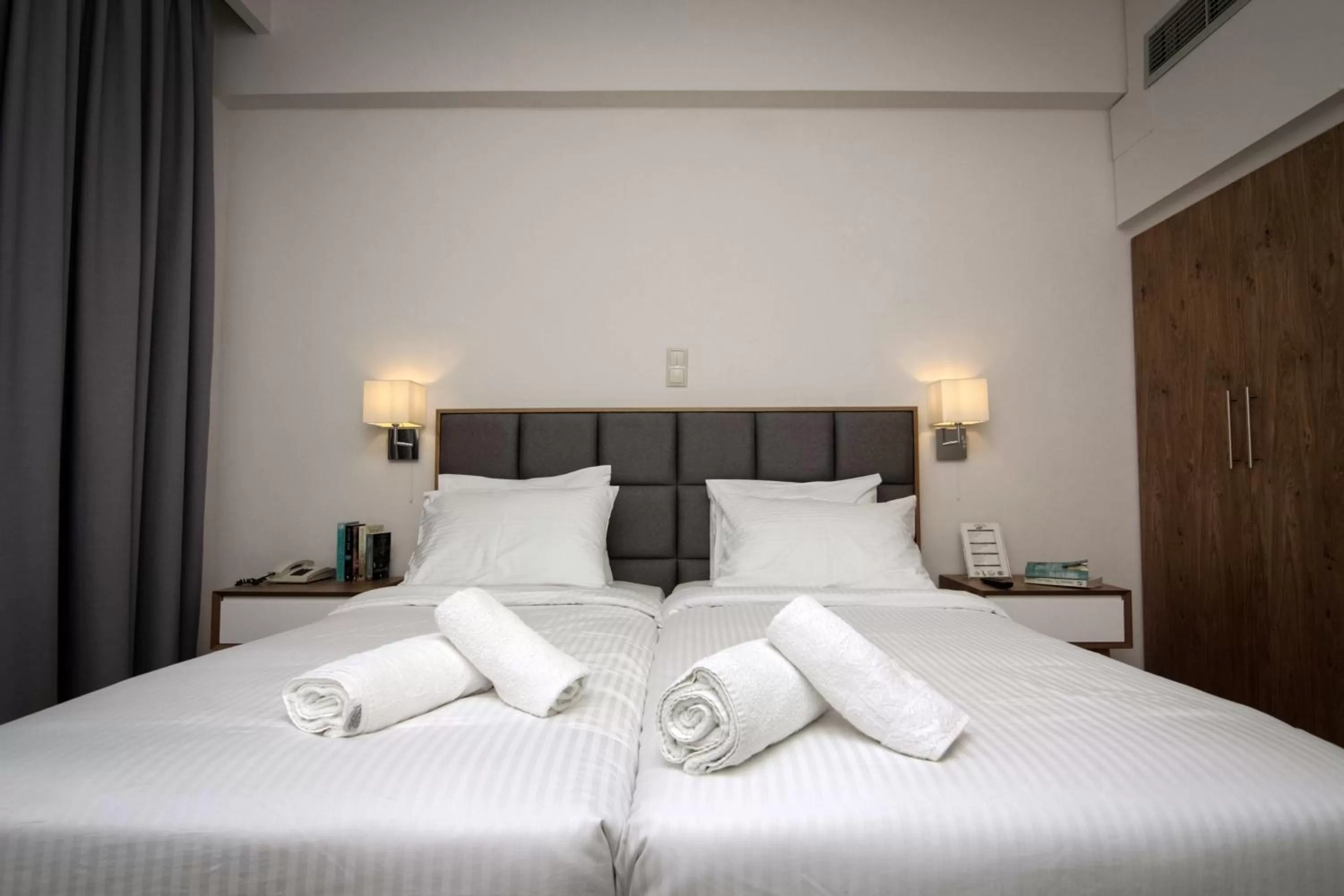 Bed in Green Hill Hotel