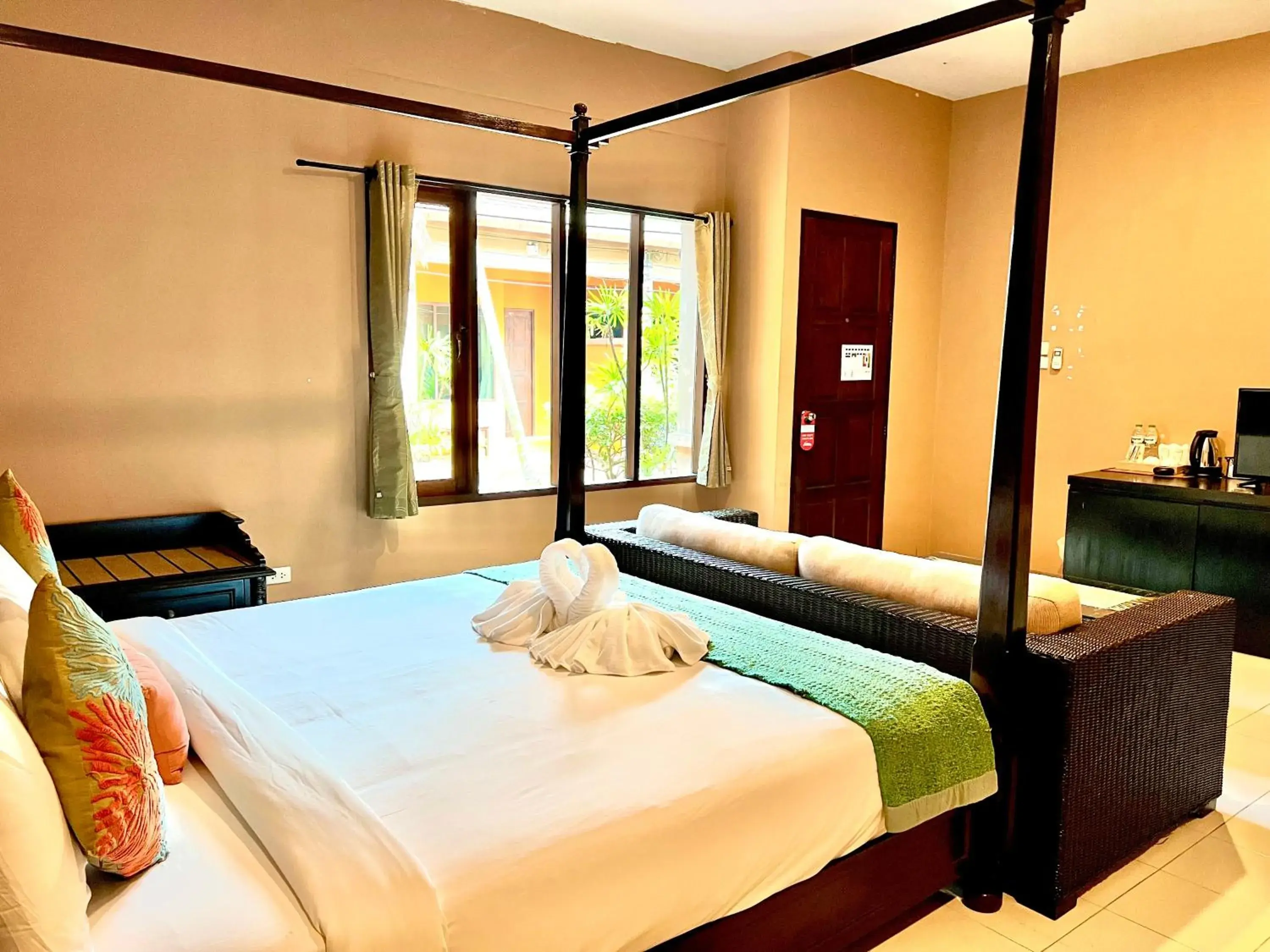 Superior King Suite in Phuket Siam Villas - SHA PLUS Superior King Suite in Phuket Siam Villas - SHA PLUS