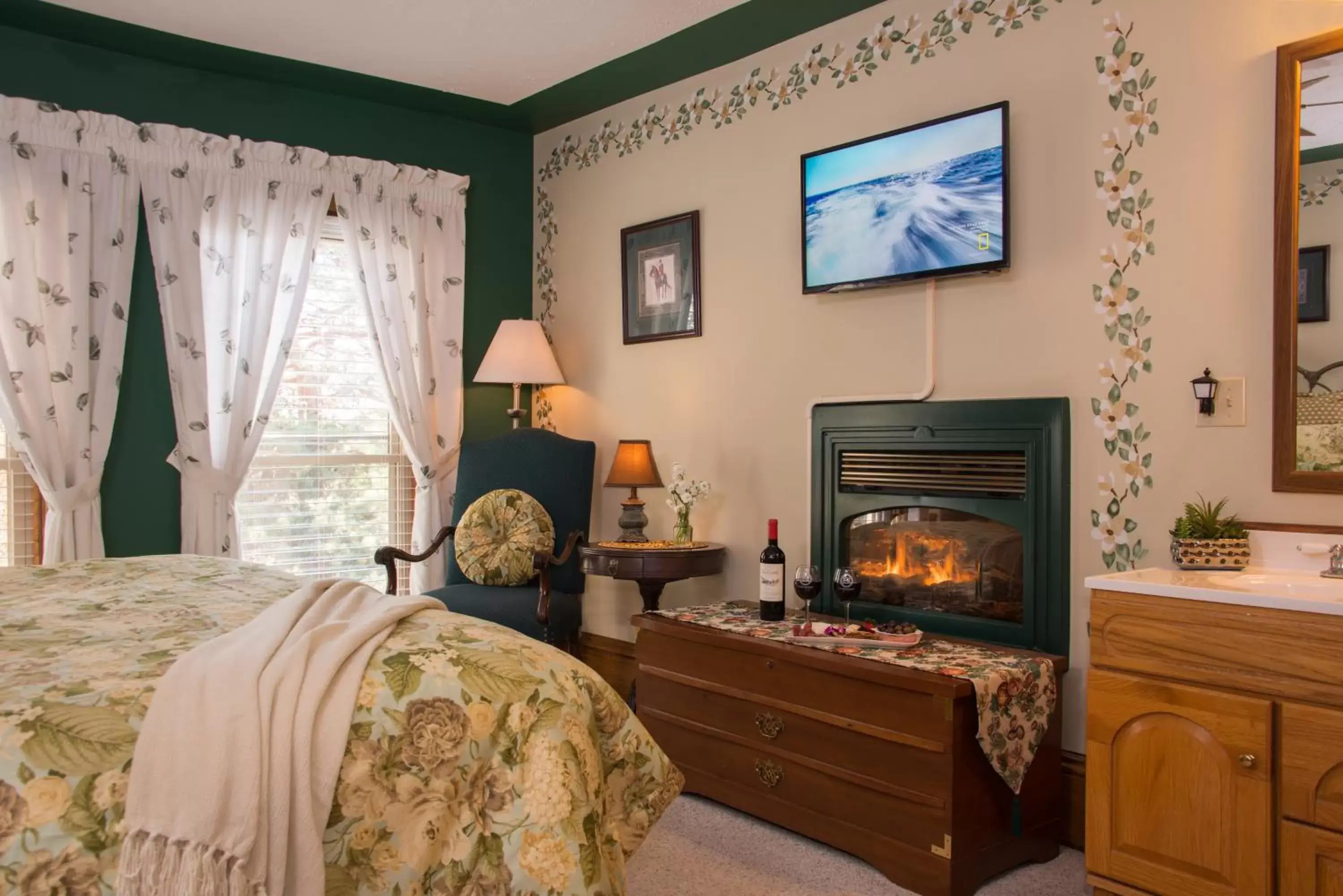 Bedroom, Bed in Sutherland House Victorian Bed and Breakfast Bedroom, Bed in Sutherland House Victorian Bed and Breakfast