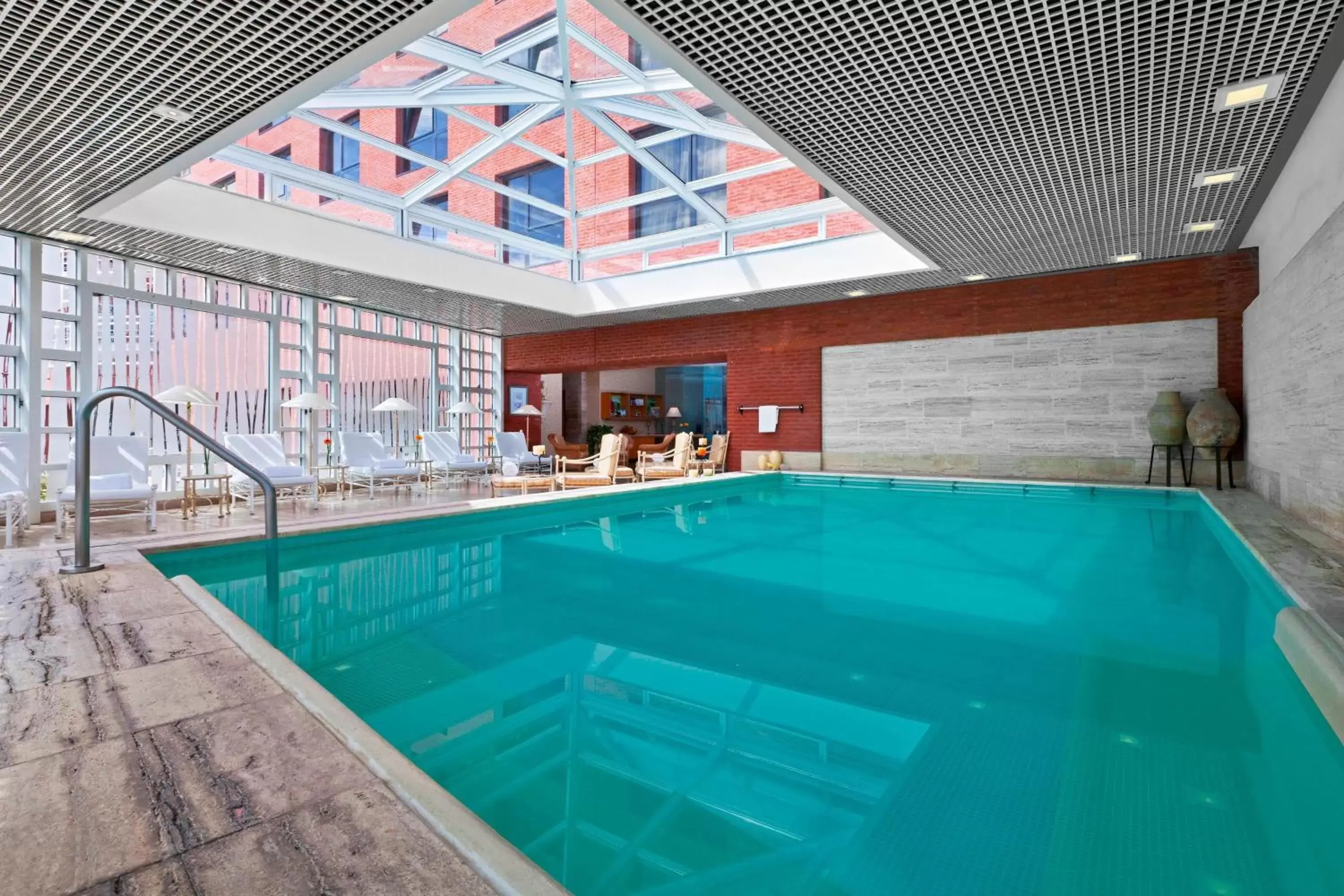 Swimming Pool in Sheraton Mar Del Plata Hotel