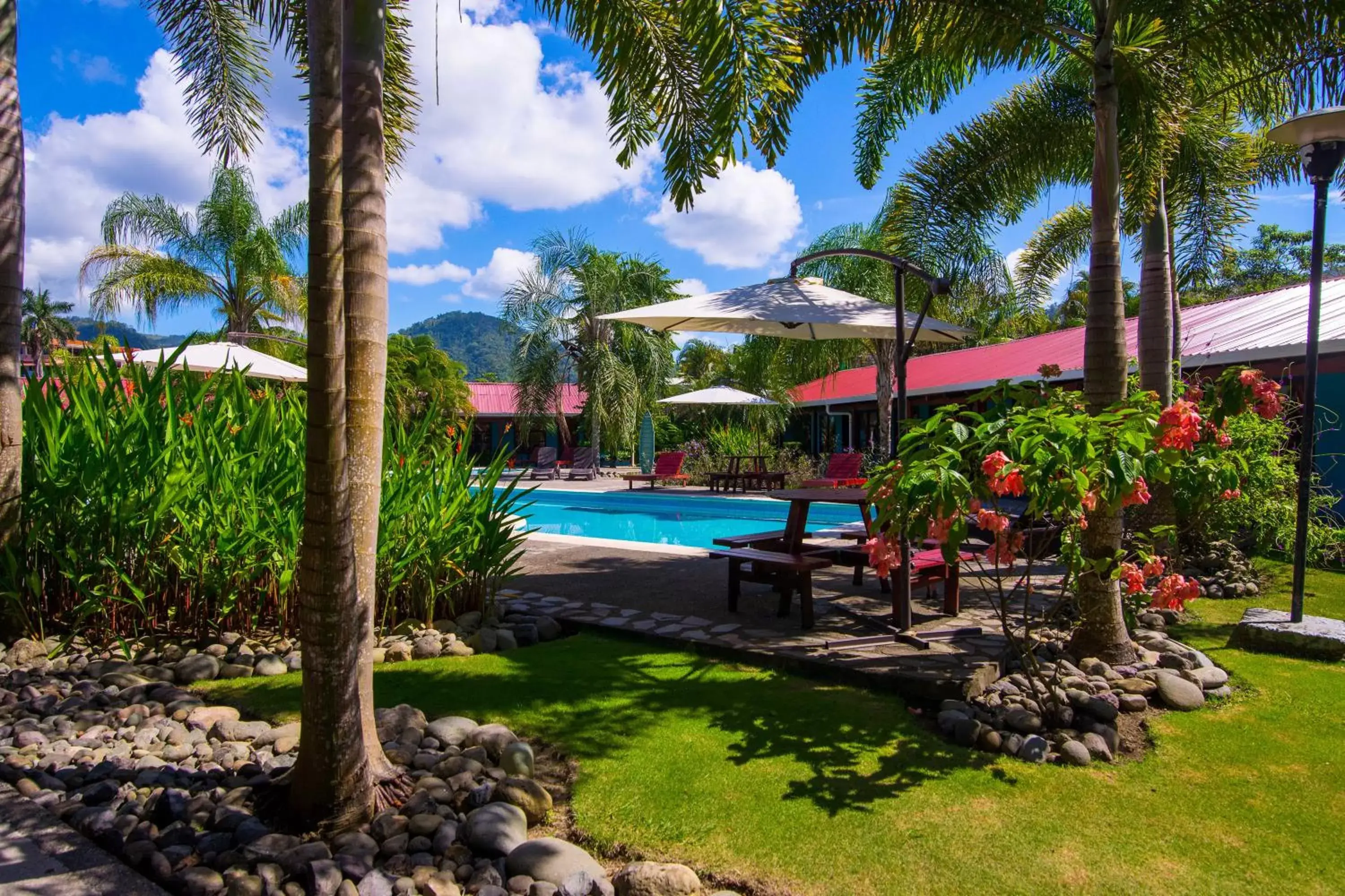 Garden view, Swimming Pool in Beach Break Resort