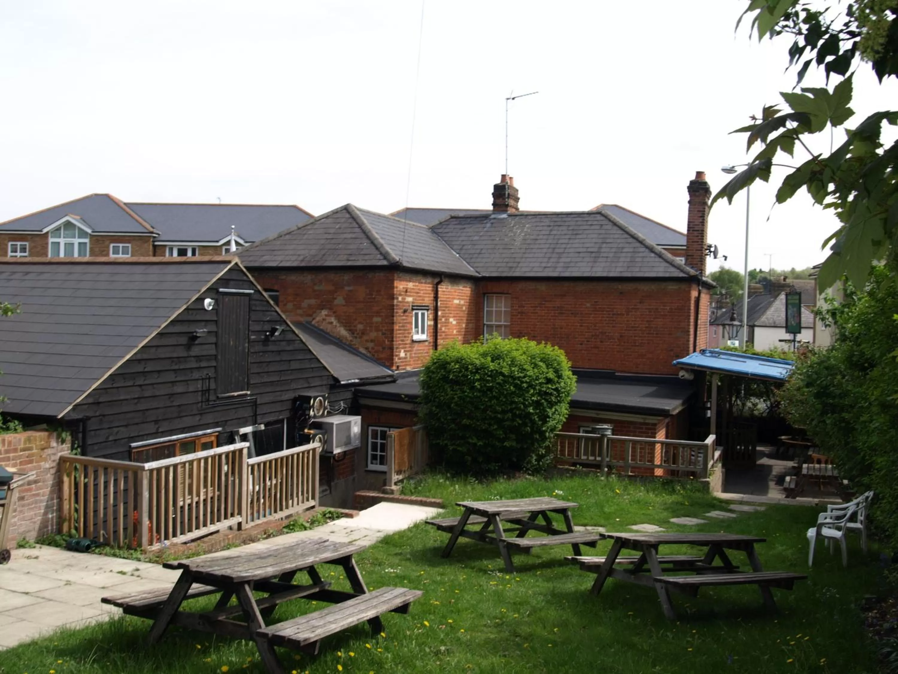 Patio, Property Building in Jolly Brewers Free House Inn