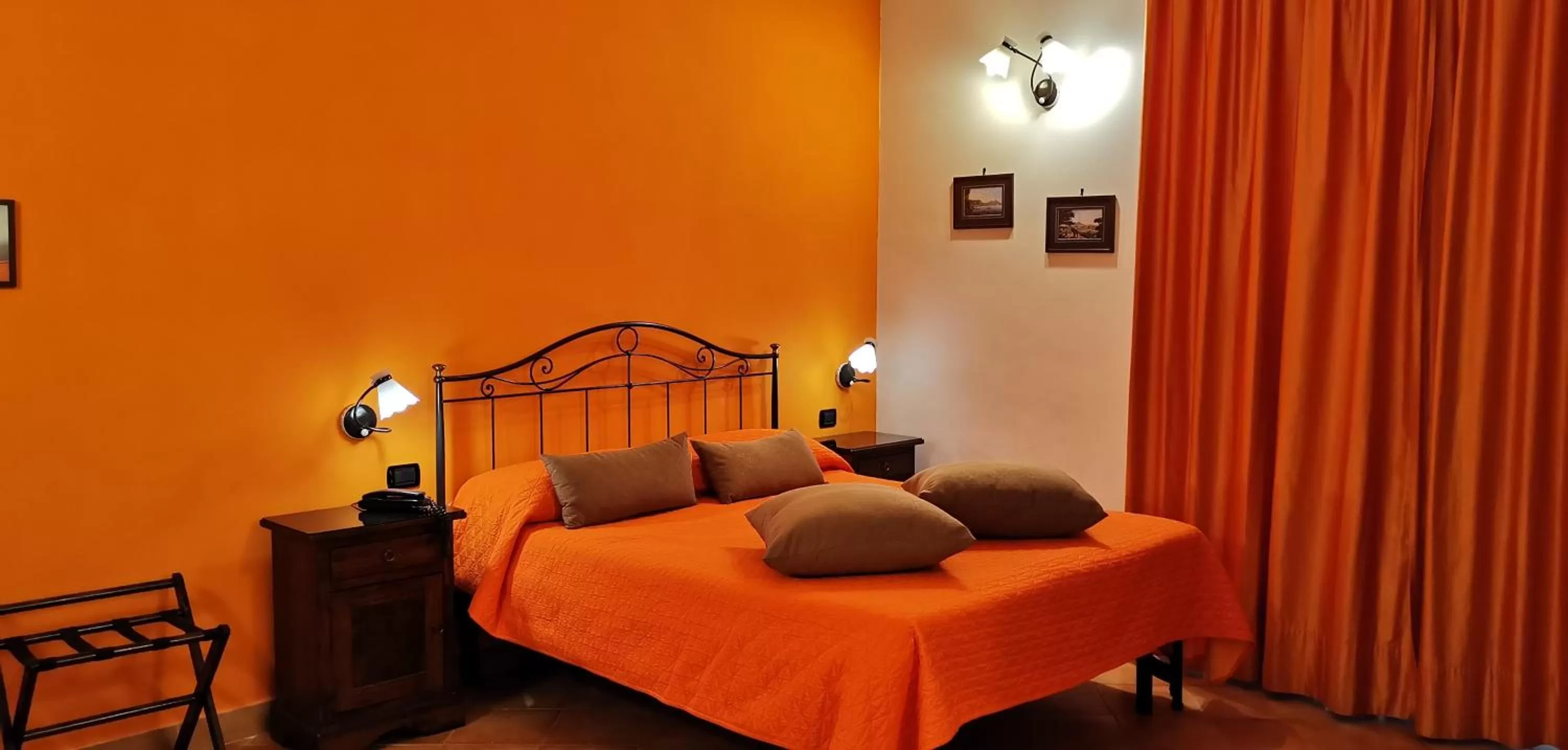 Double or Twin Room in Hotel Neapolis