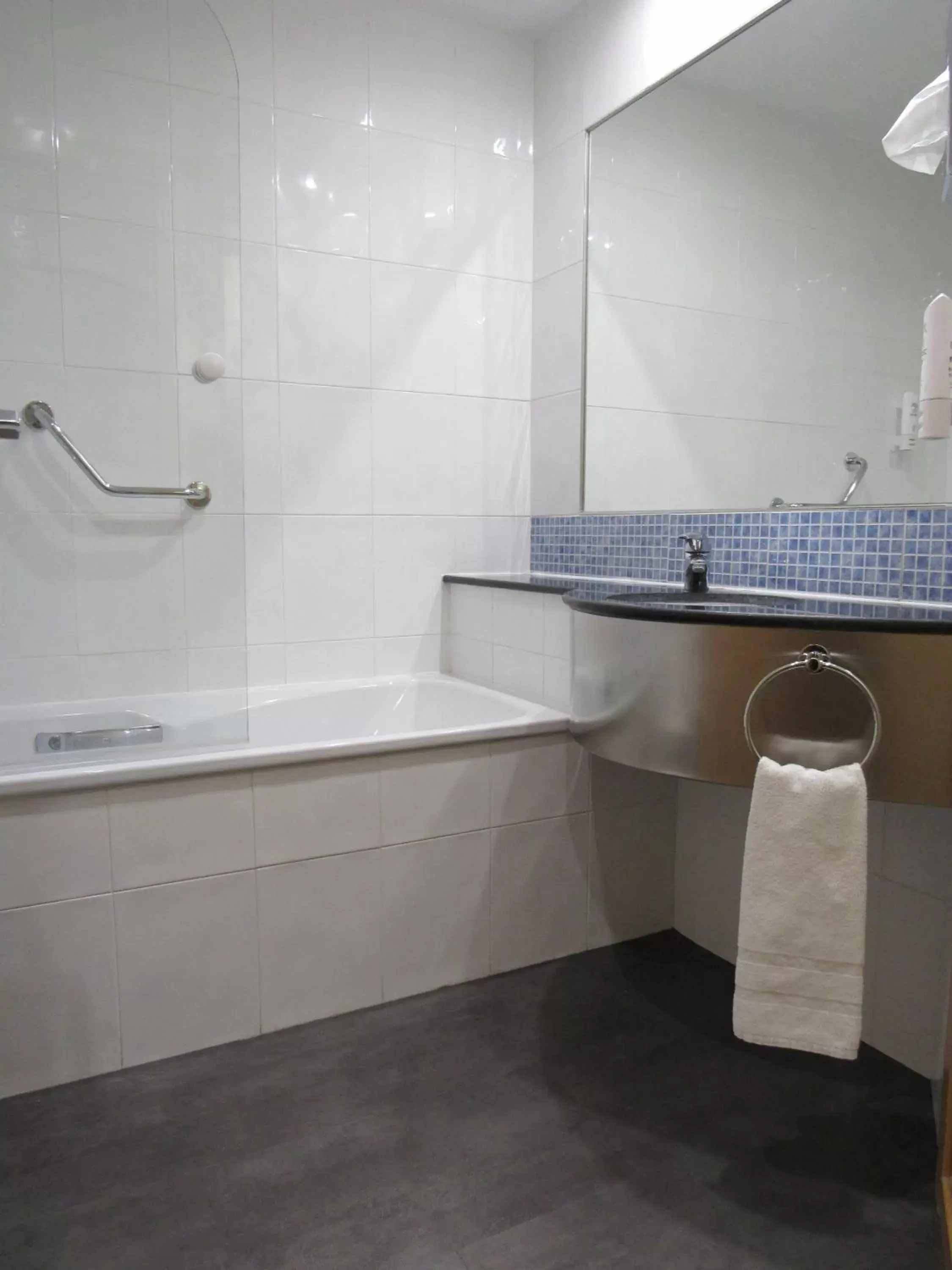 Bathroom in Holiday Inn Express Sant Cugat, an IHG Hotel