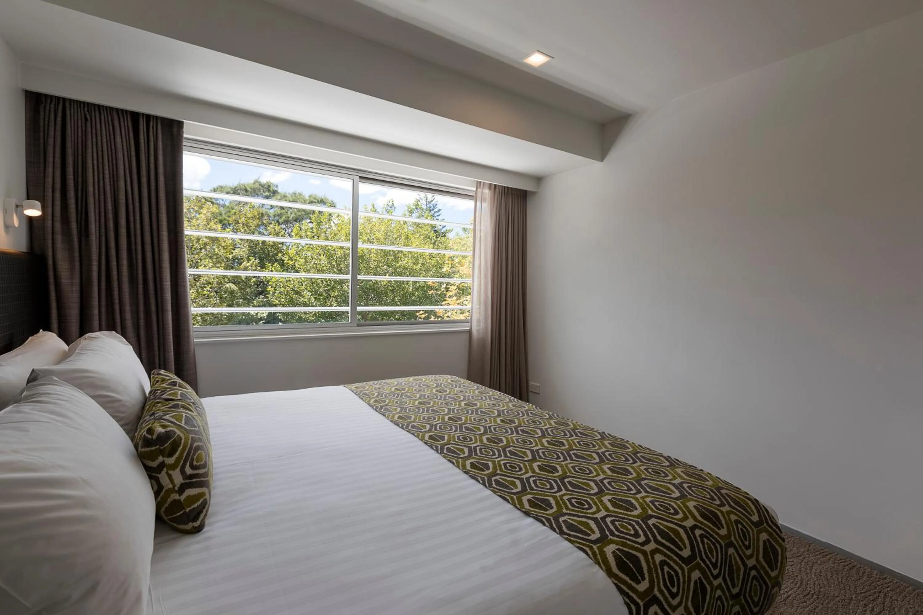 Bed in Quest Ponsonby Serviced Apartments