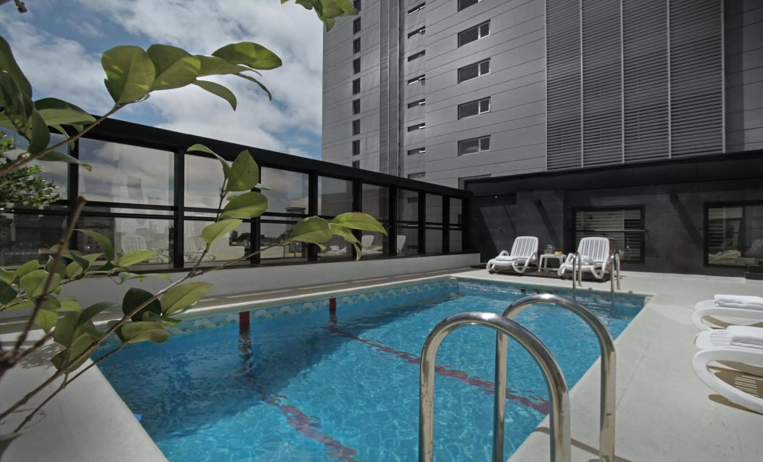 Swimming pool in Ramada by Wyndham Buenos Aires Centro