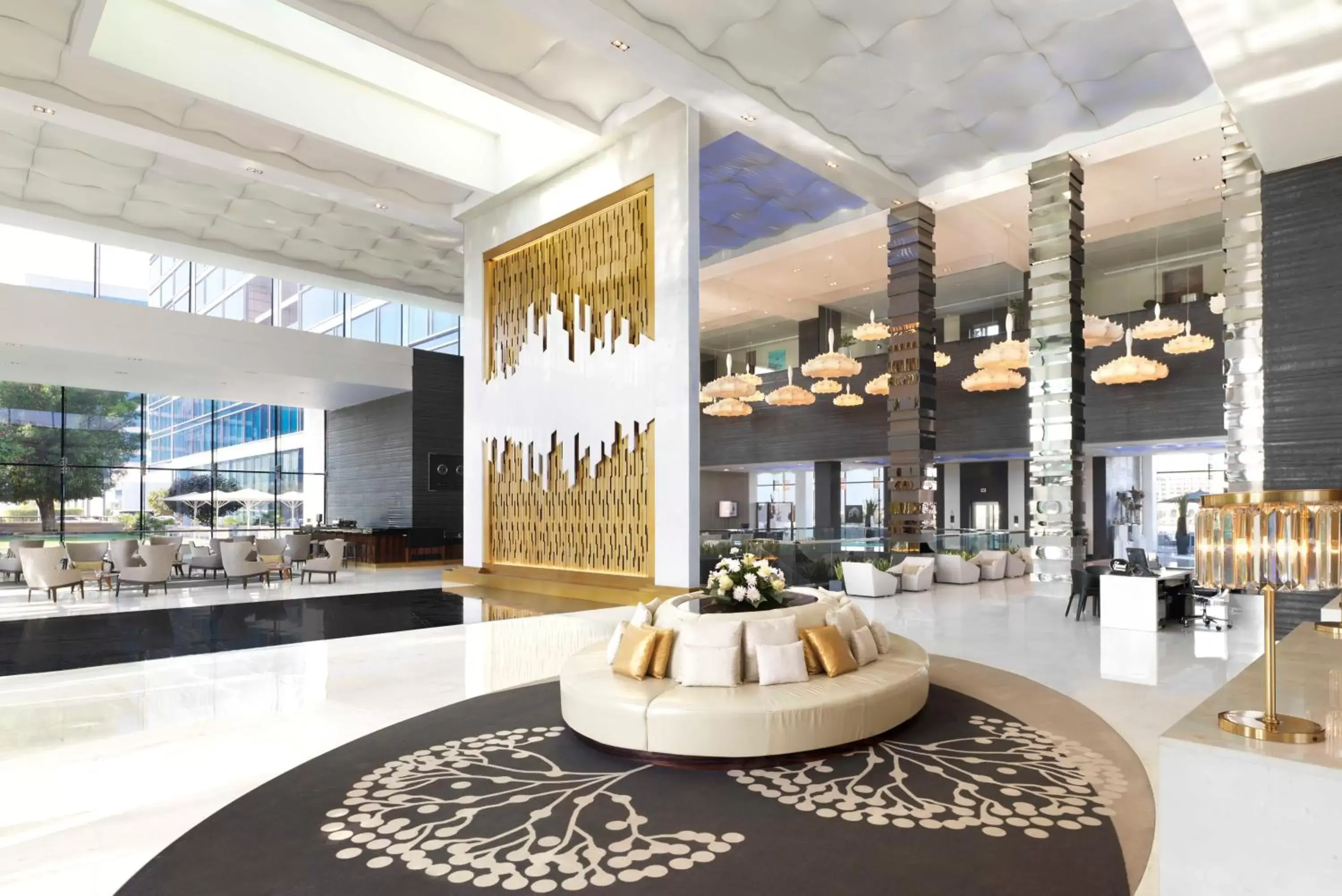 Lobby or reception, Lounge/Bar in Fairmont Bab Al Bahr