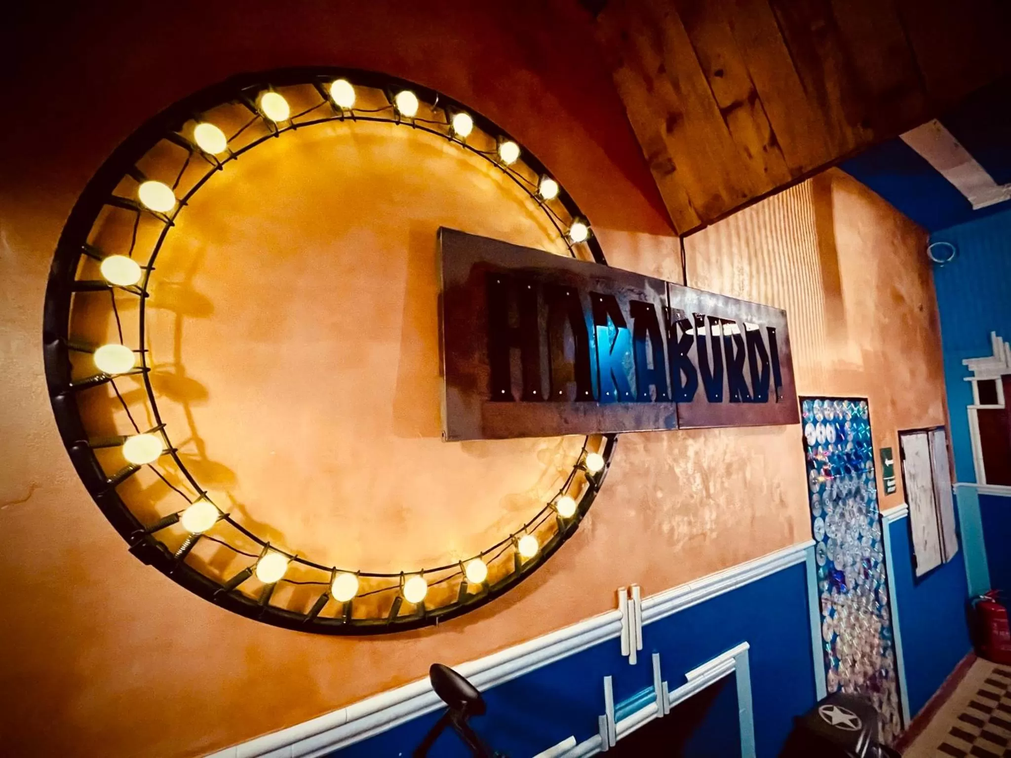 HARABURDI® Recyclart Hotel