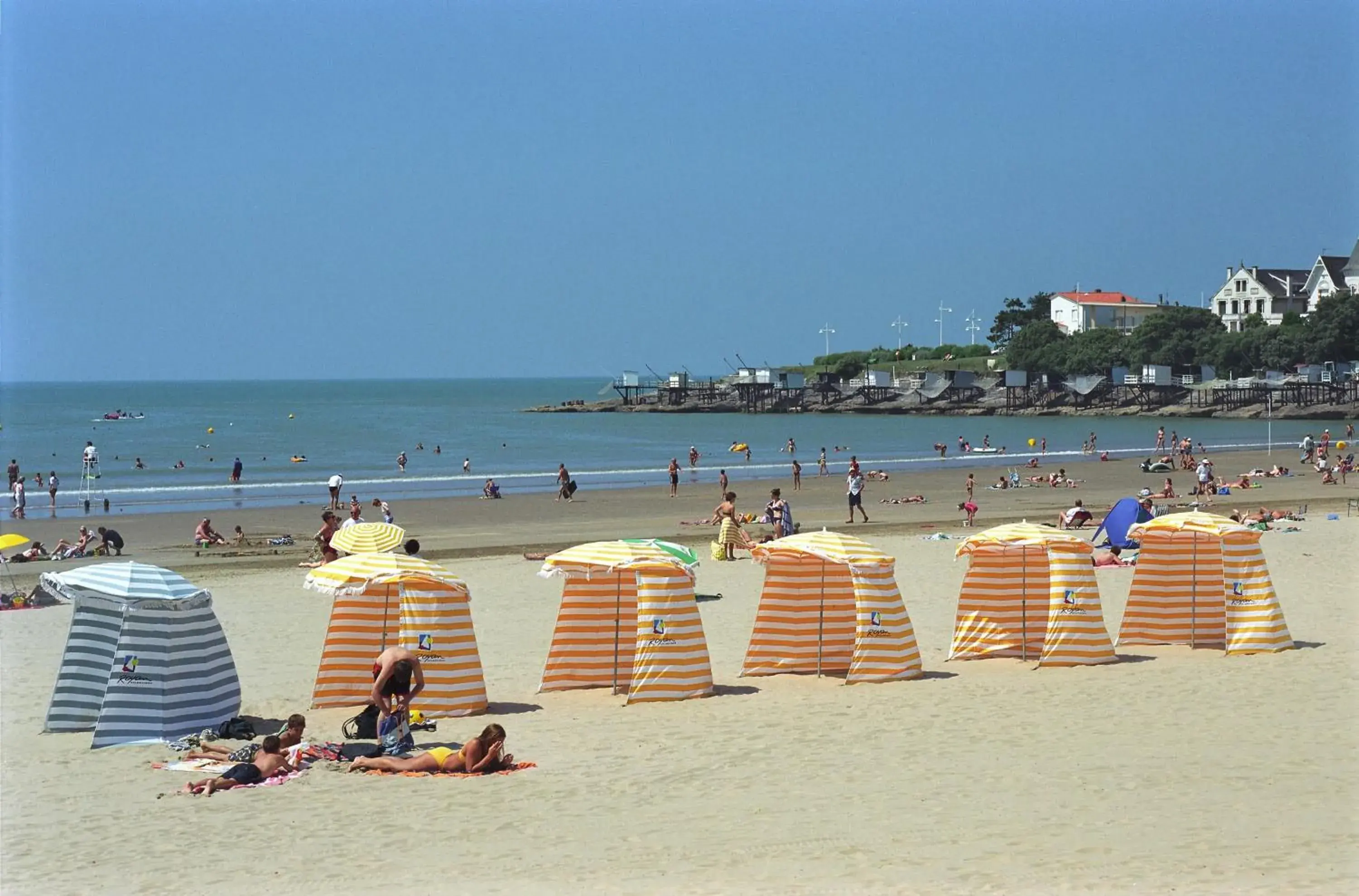 Day, Beach in Hotel Belle Vue Royan