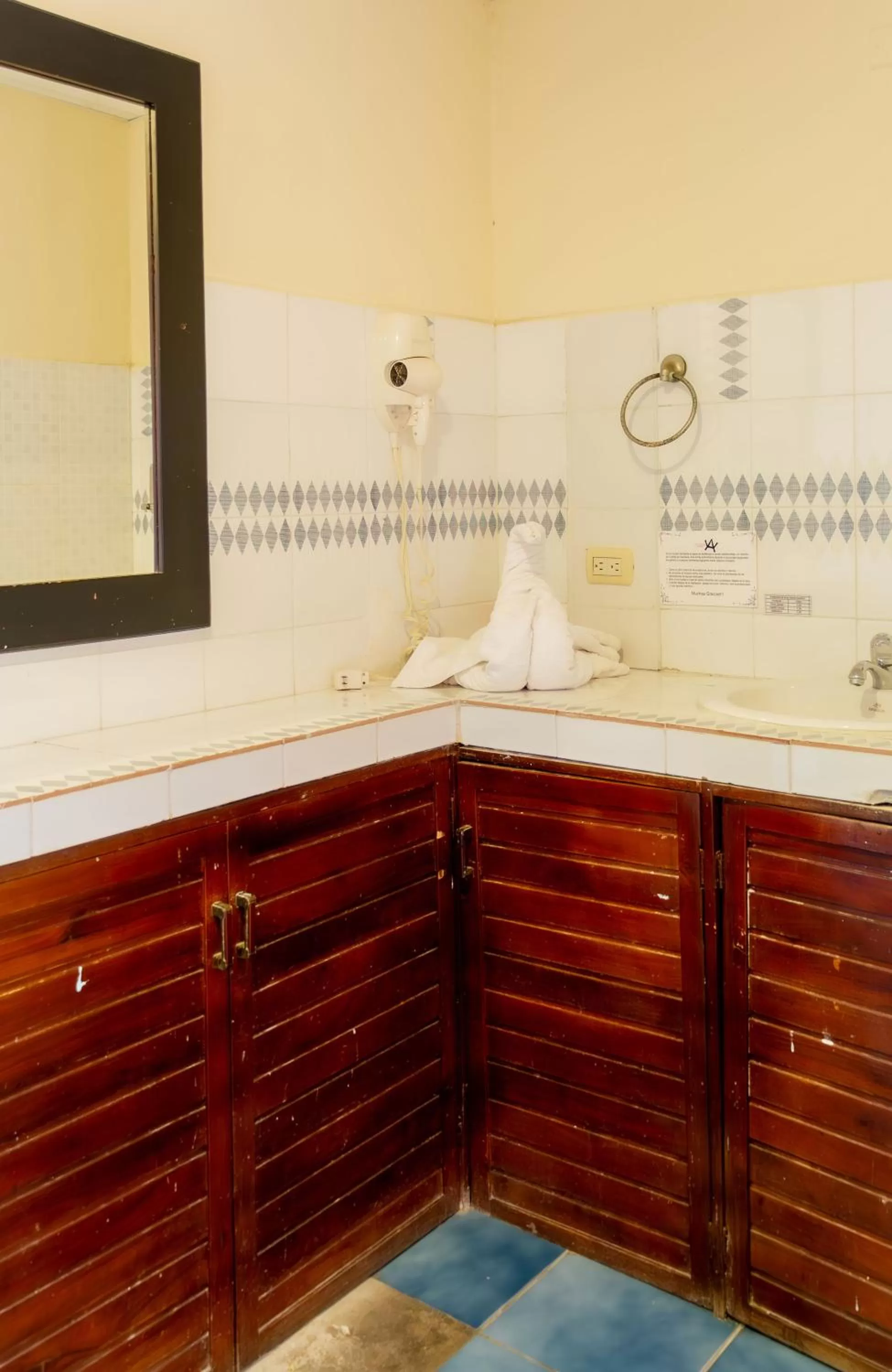 Bathroom in Hostal Antares