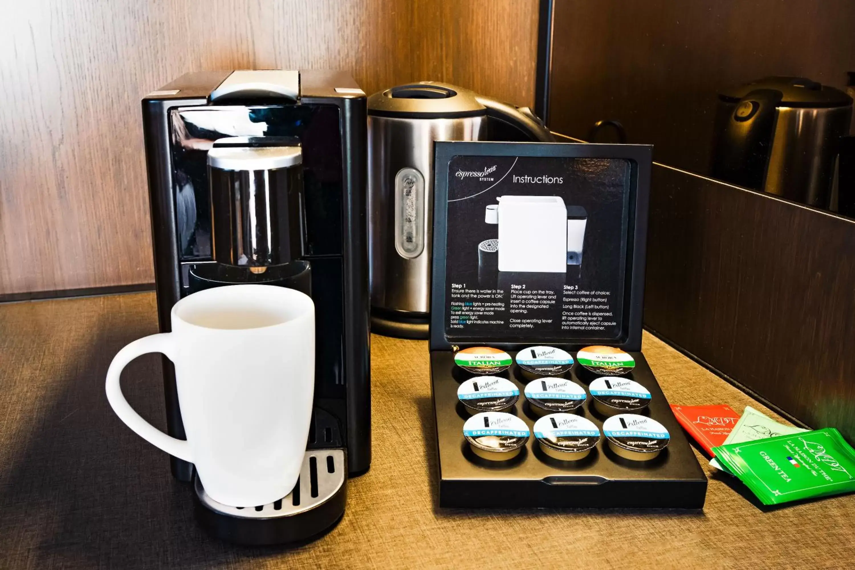 Coffee/Tea Facilities in Crowne Plaza Christchurch, an IHG Hotel