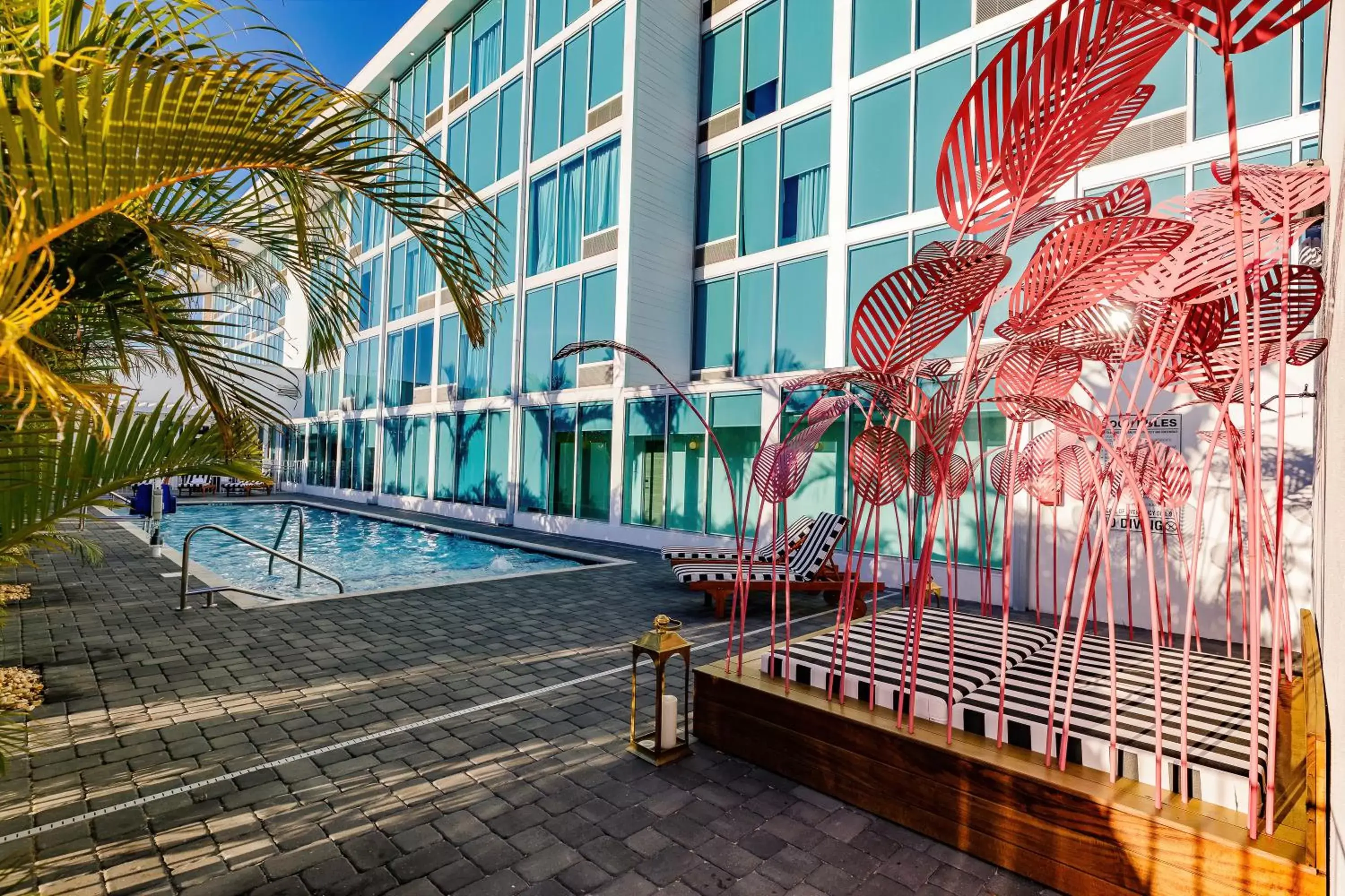 Swimming Pool in Kompose Boutique Hotel Sarasota