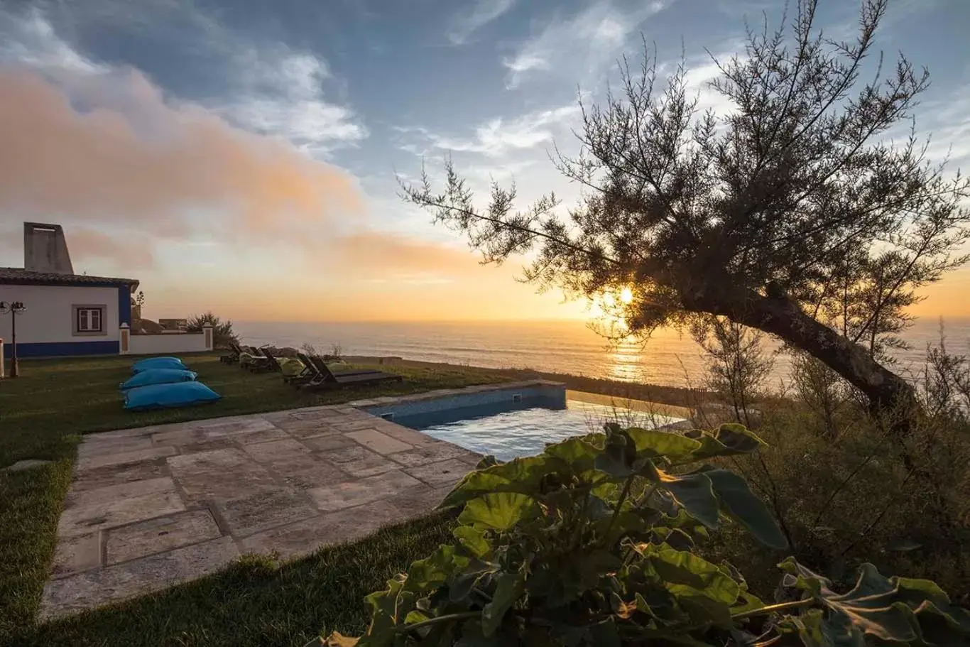 Swimming Pool in Chalet O Amorzinho Sintra Praia