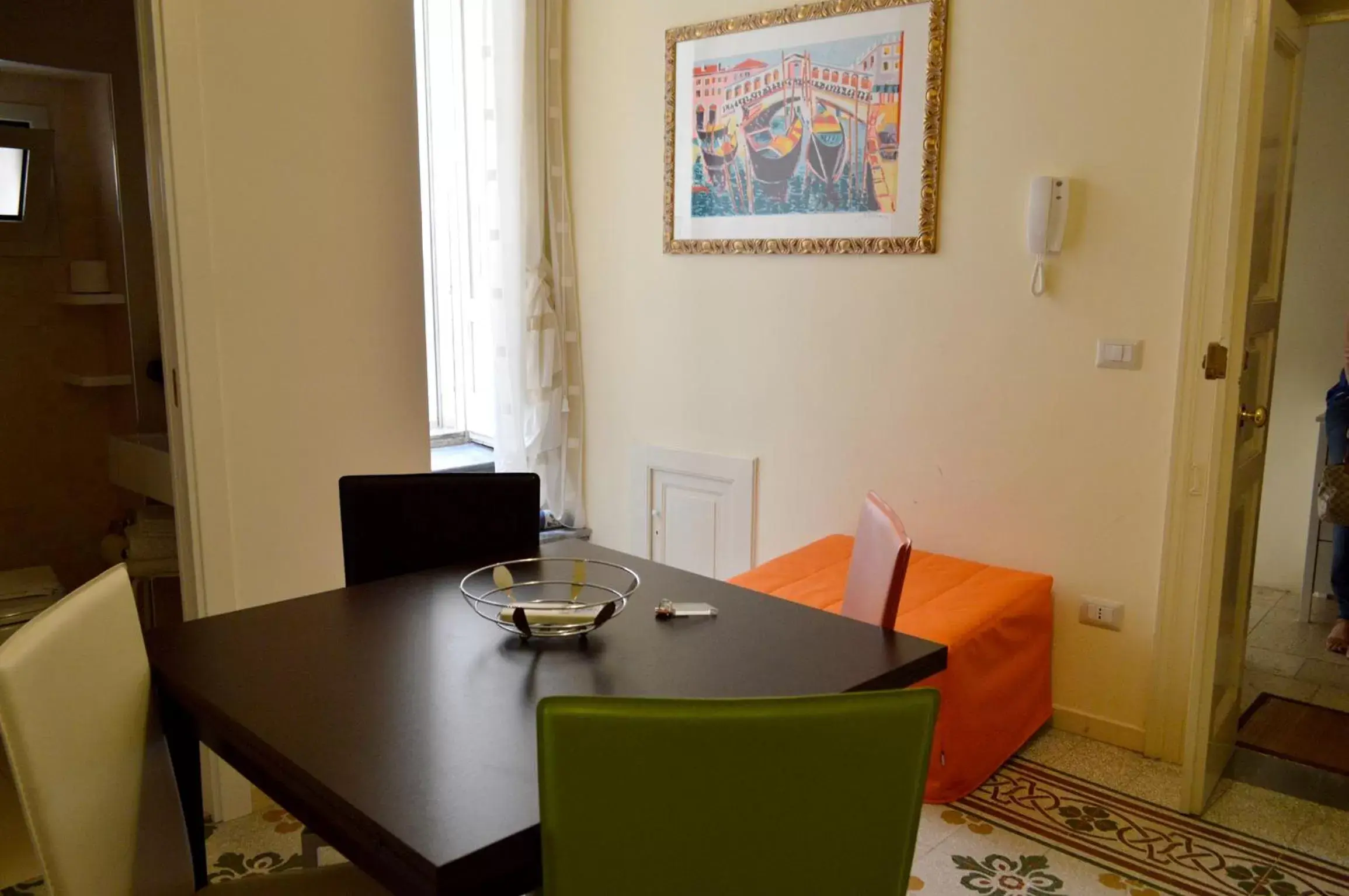 Dining area, TV/Entertainment Center in Albergo Diffuso Dimora Rossi