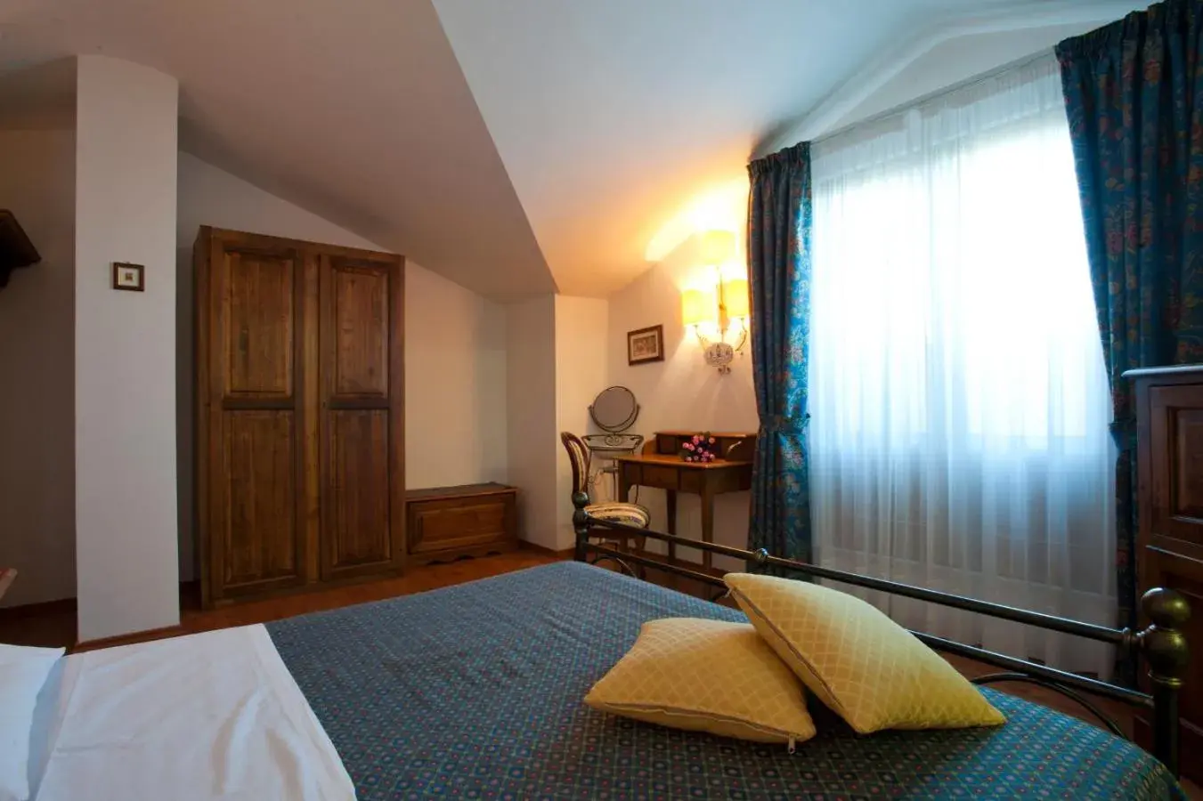 Bed in Albergo La Lanterna