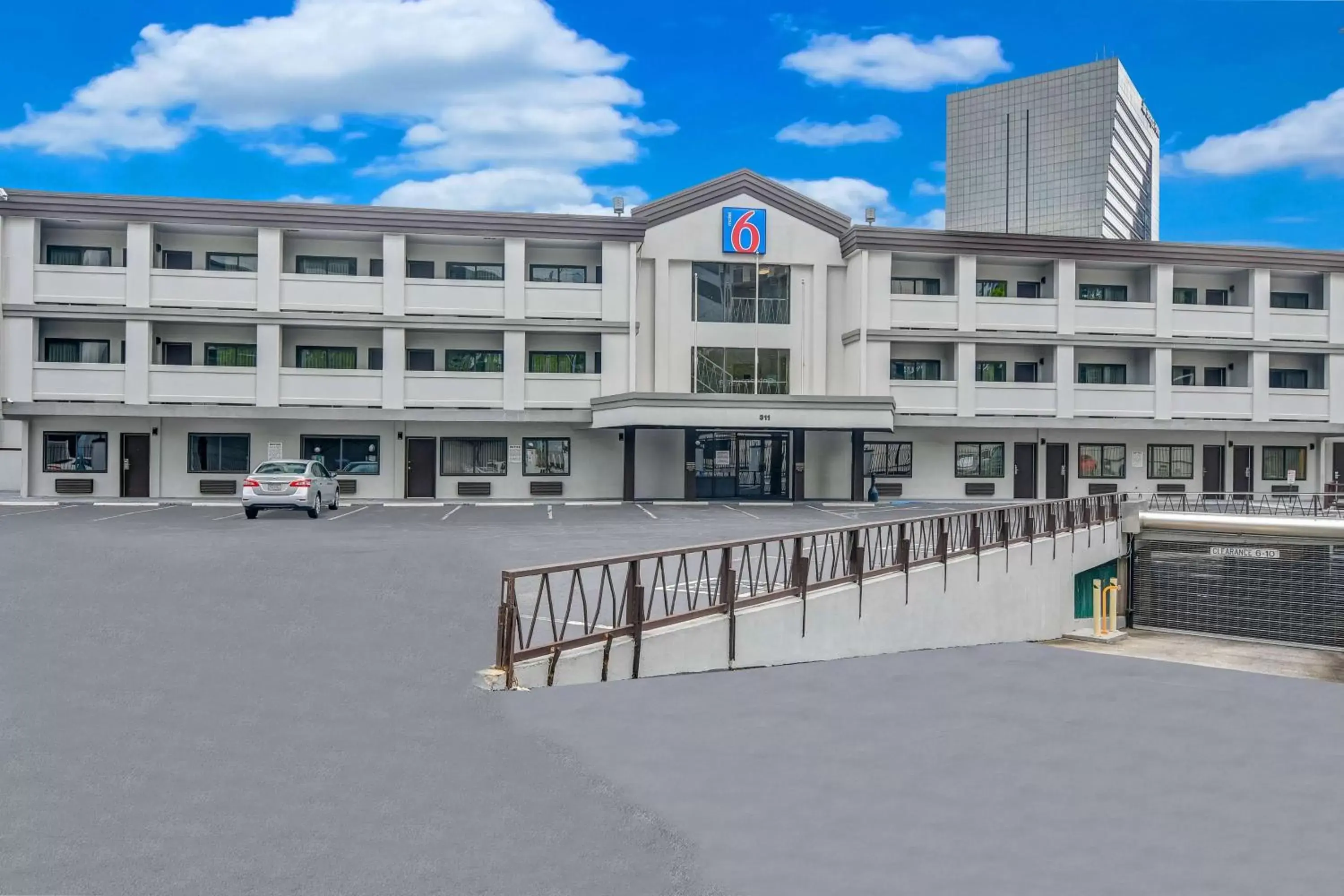 Property Building in Motel 6-Atlanta, GA - Downtown