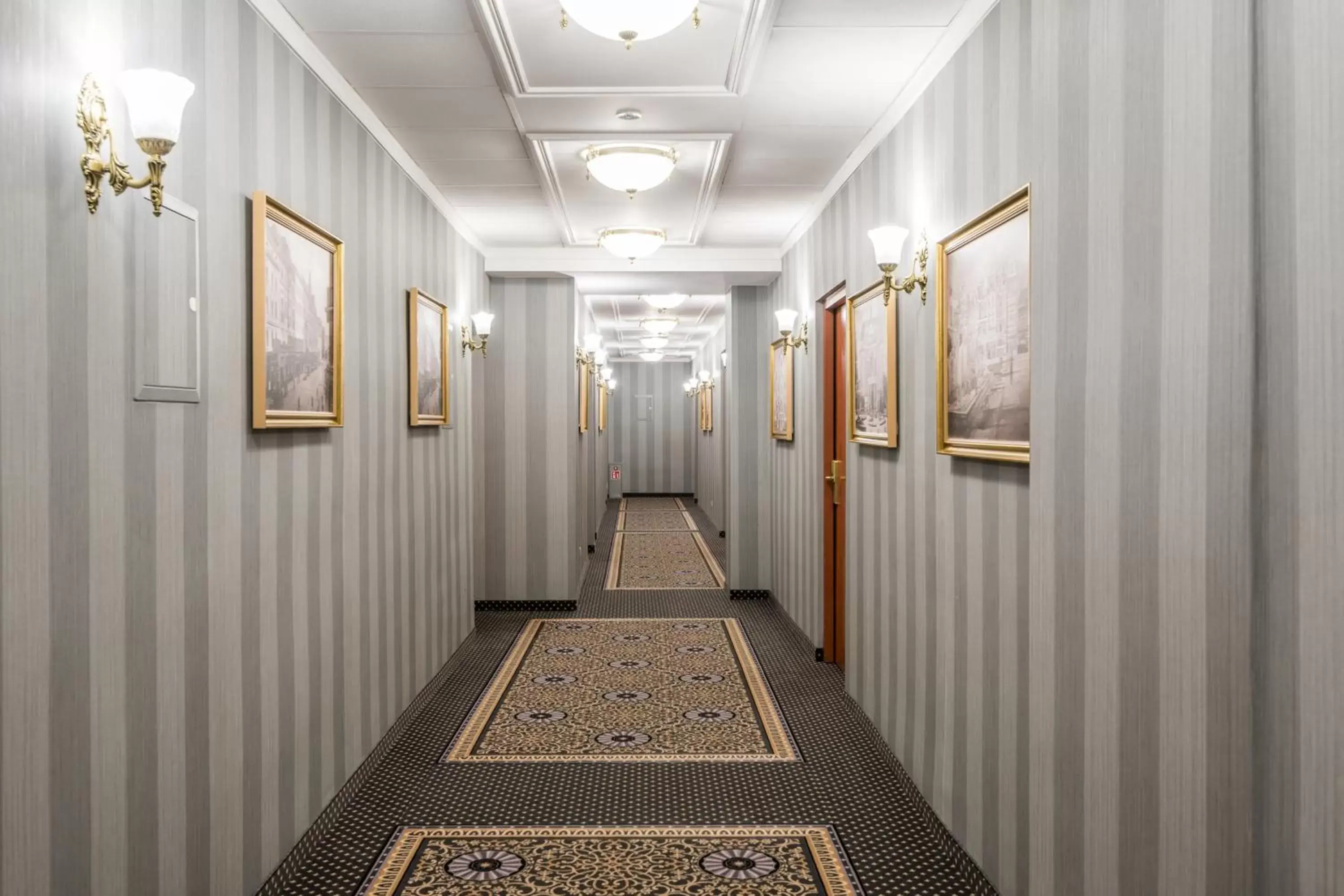 Lobby or reception in Hotel Europejski Wrocław Centrum