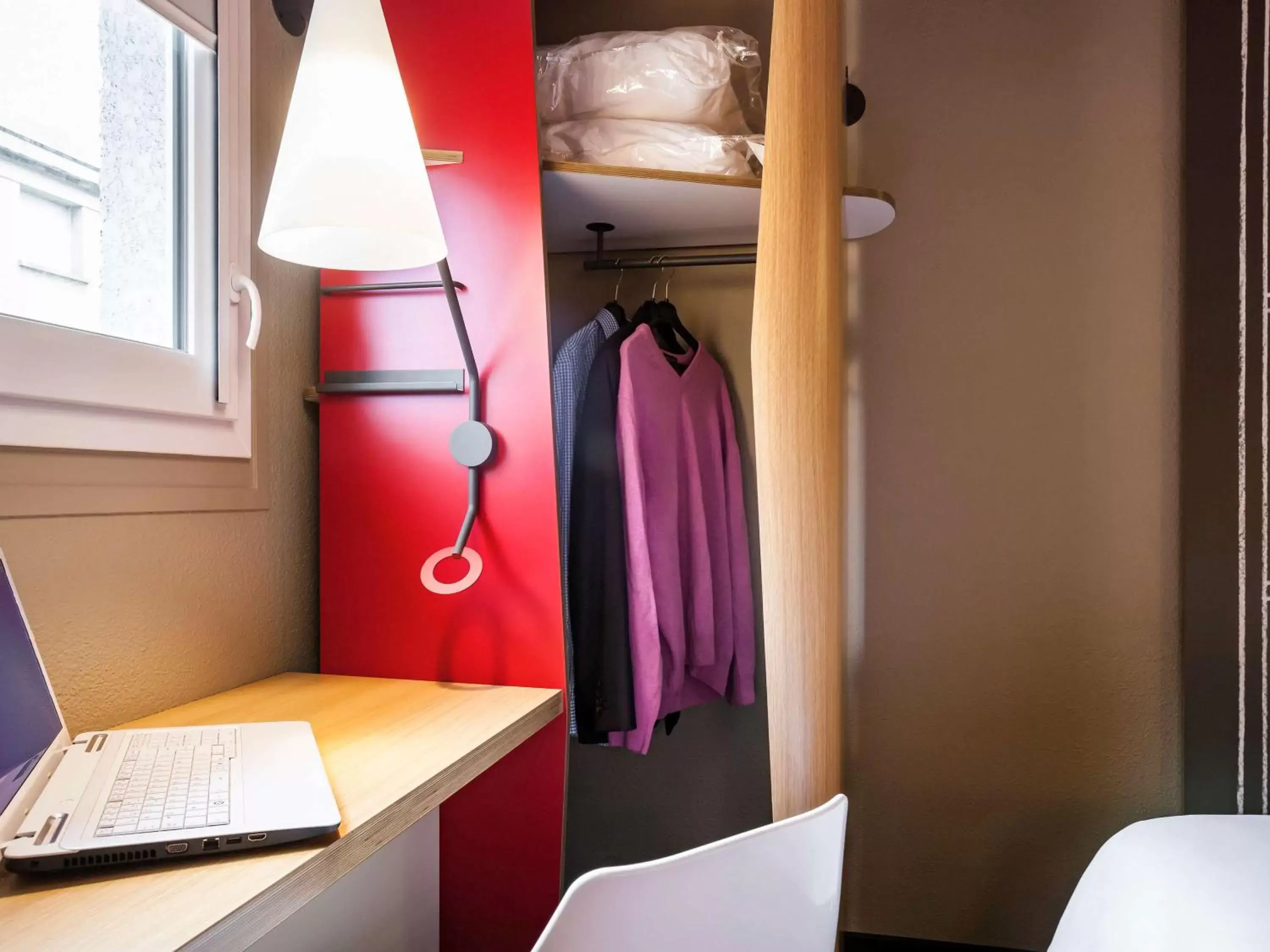 Photo of the whole room, Bathroom in ibis Bordeaux Centre - Gare Saint-Jean