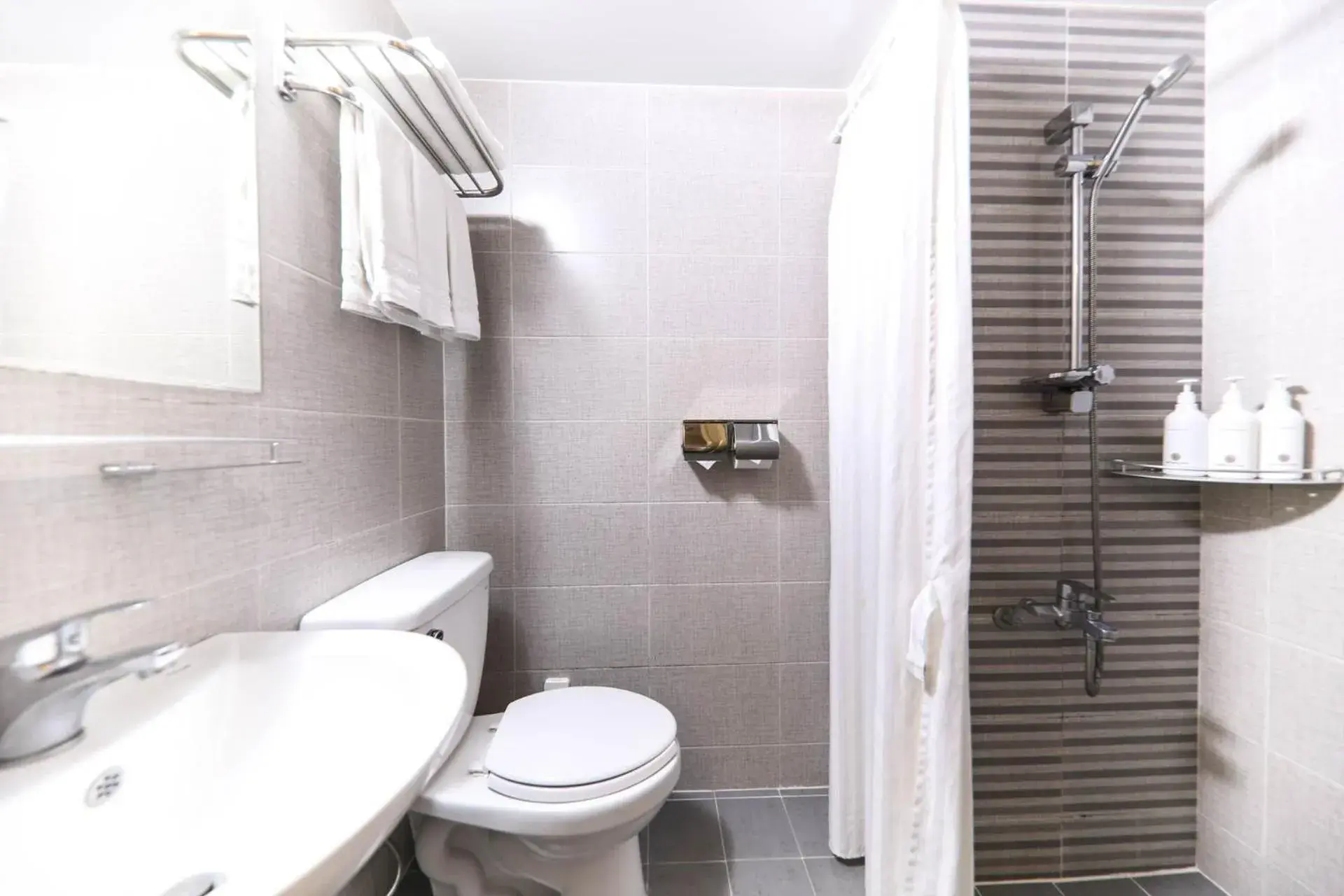 Toilet, Bathroom in Hotel Rest Seogwipo