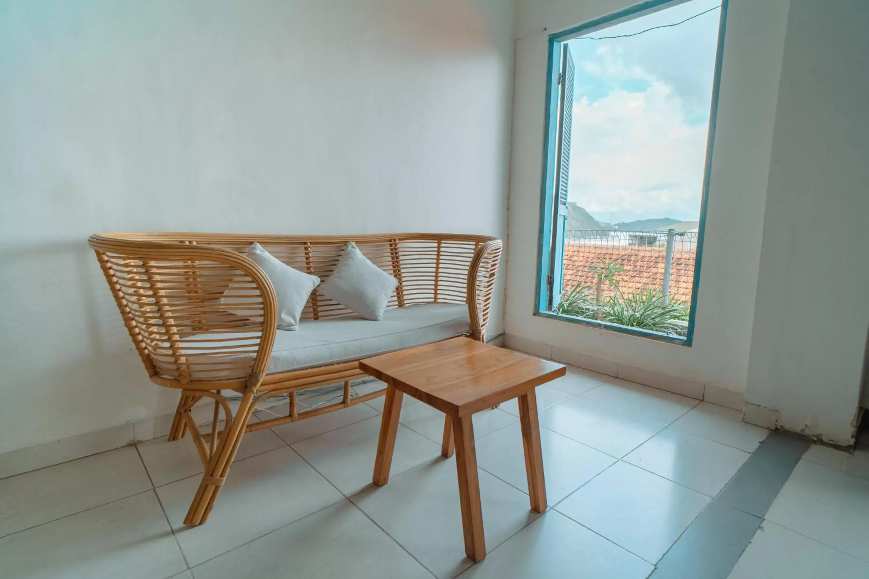 Balcony/Terrace, Seating Area in Green Hill Boutique Hotel