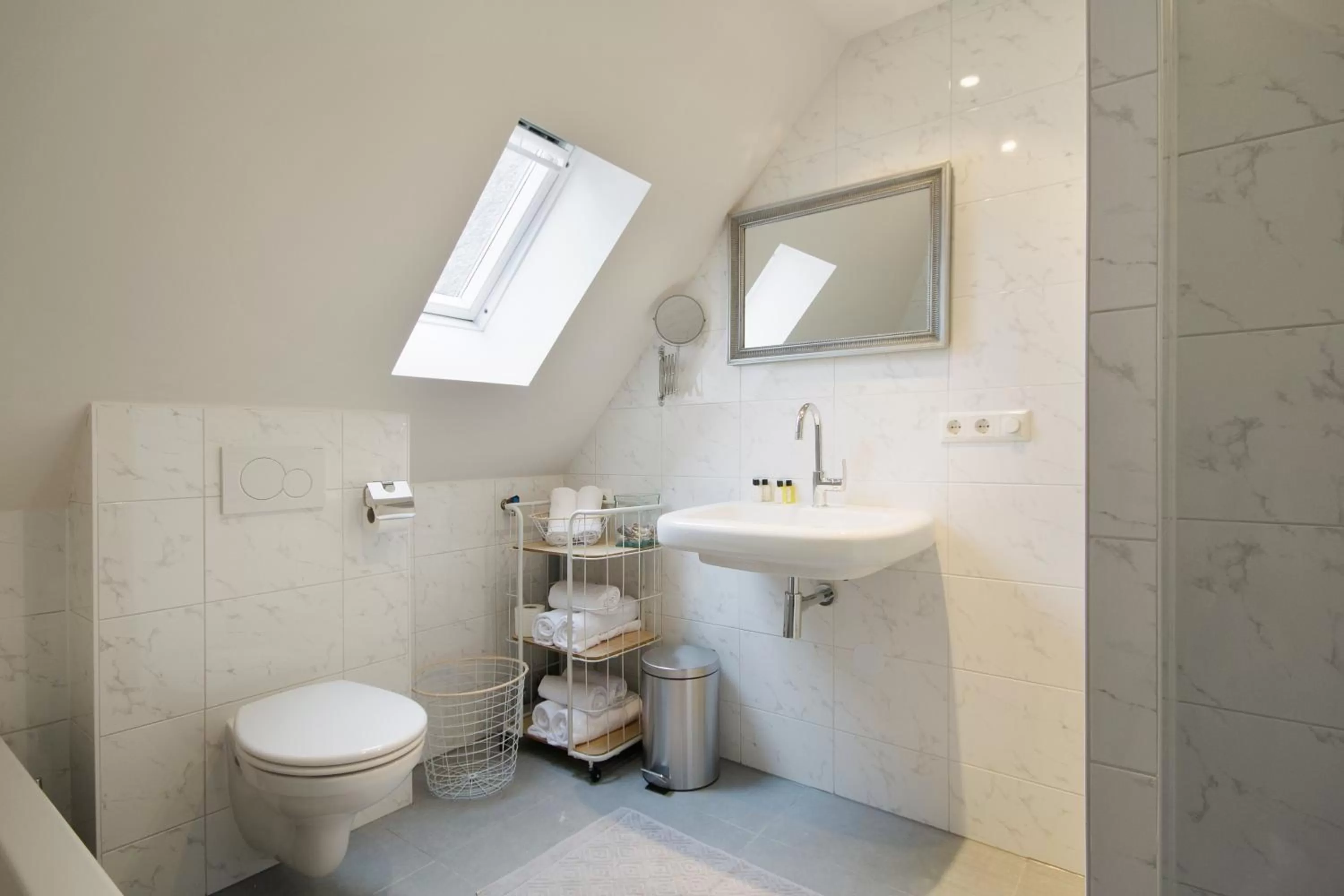 Bathroom in "Karel de Grote" Bergen