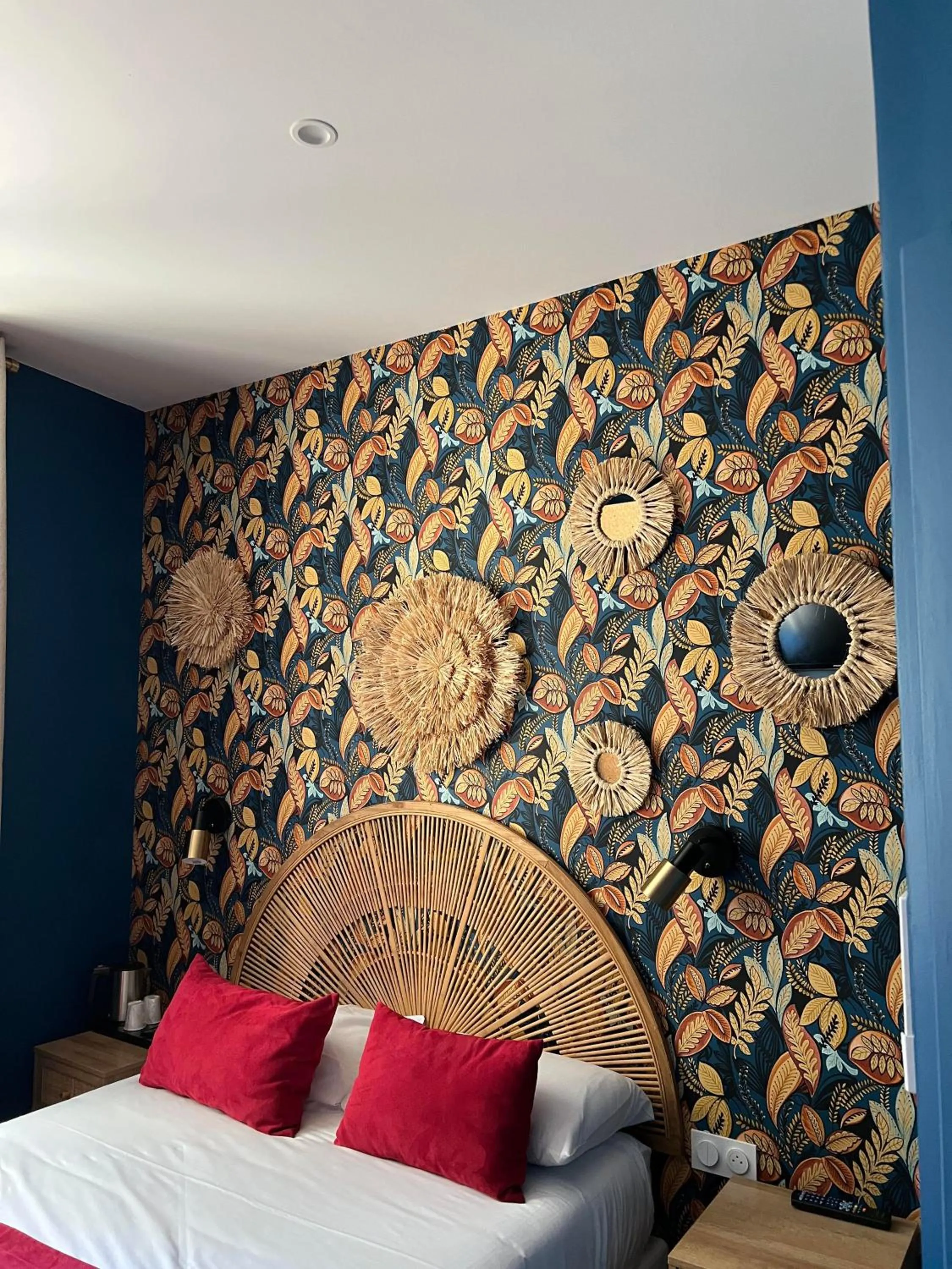 Bed in Hôtel Le Blason