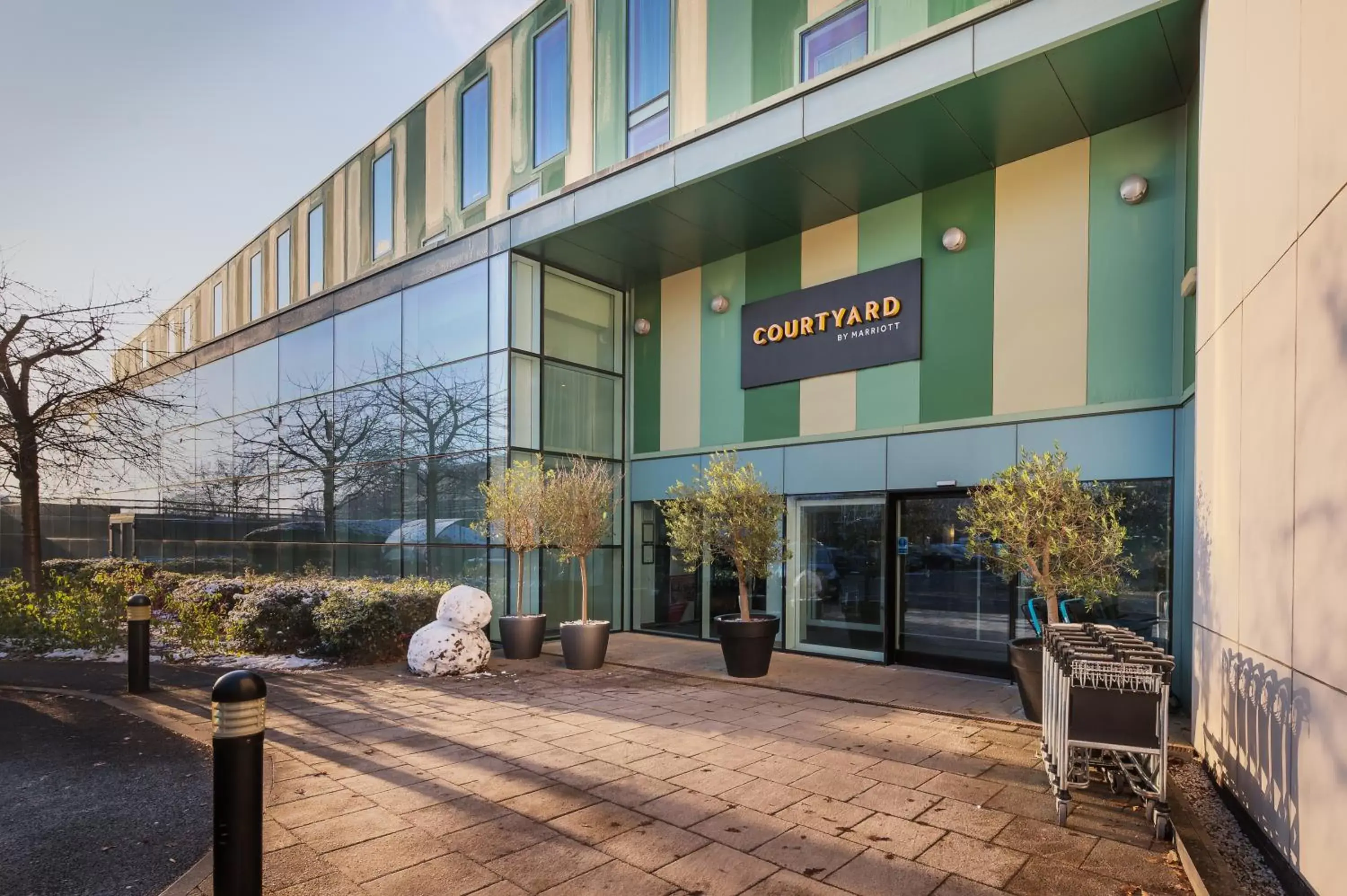 Property Building in Courtyard by Marriott London Gatwick Airport