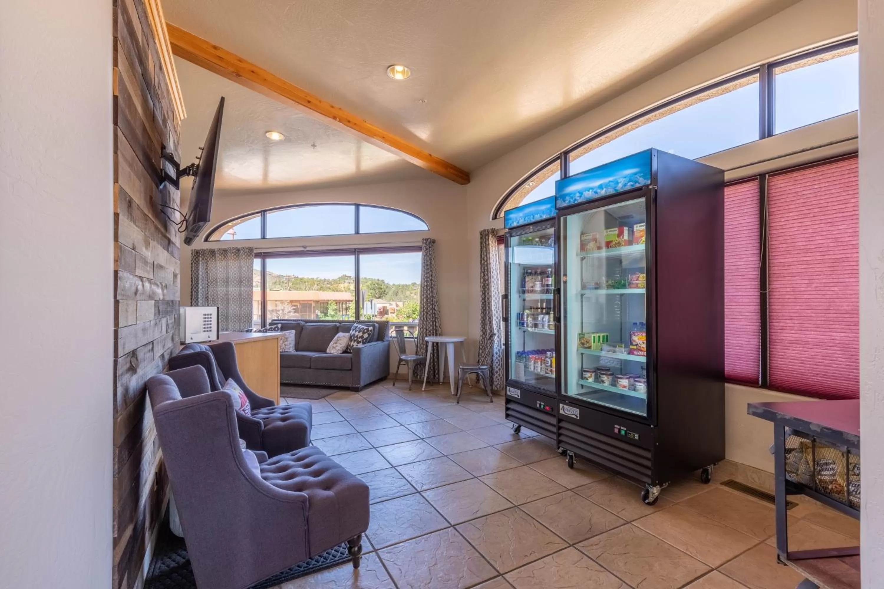 Lobby or reception in Cedars Resort