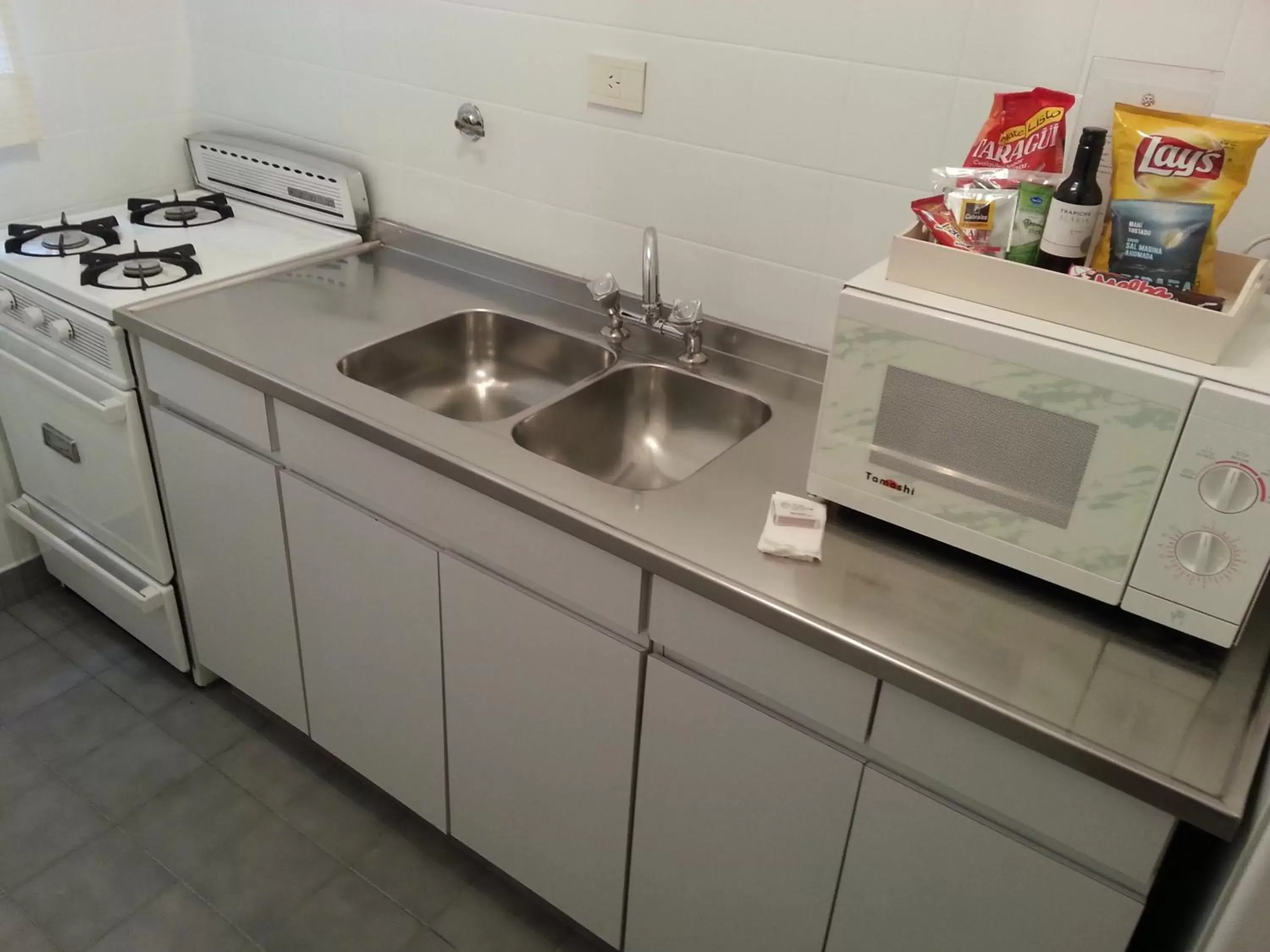 Decorative detail, Kitchen/Kitchenette in Loi Suites Esmeralda