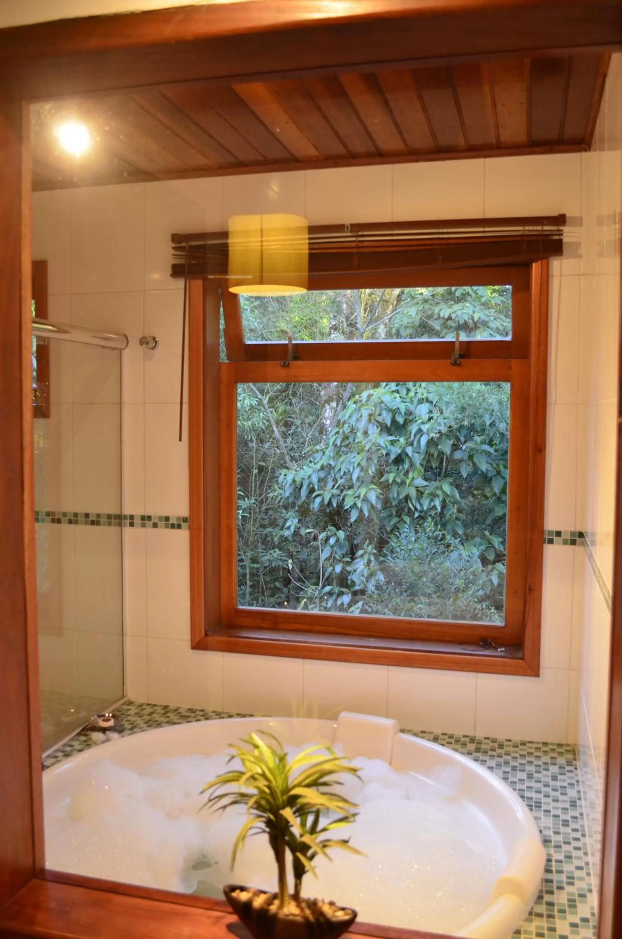 Hot Tub in Pousada Toca Da Coruja