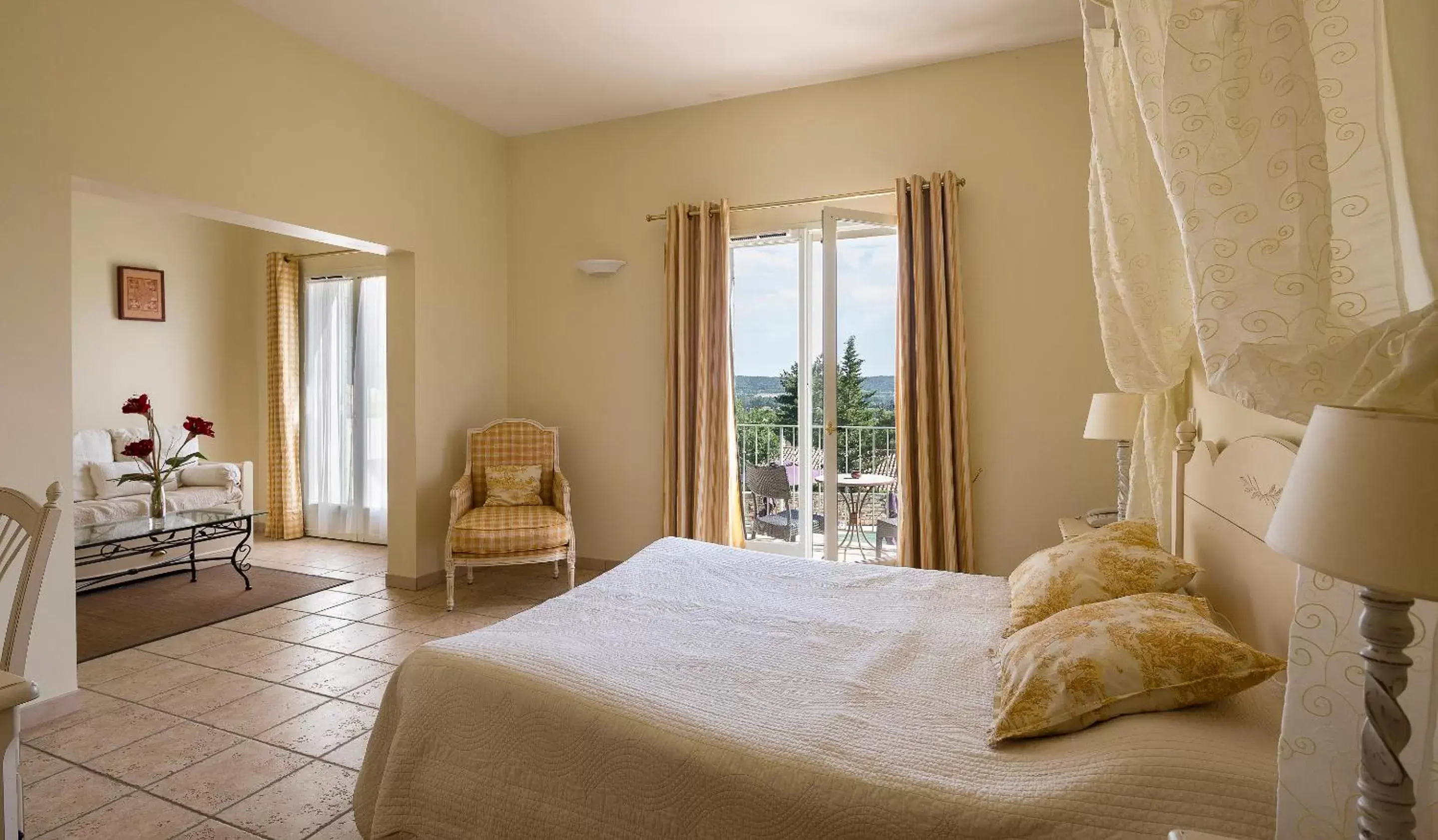 Bedroom, Bed in Le Clos De Pradines