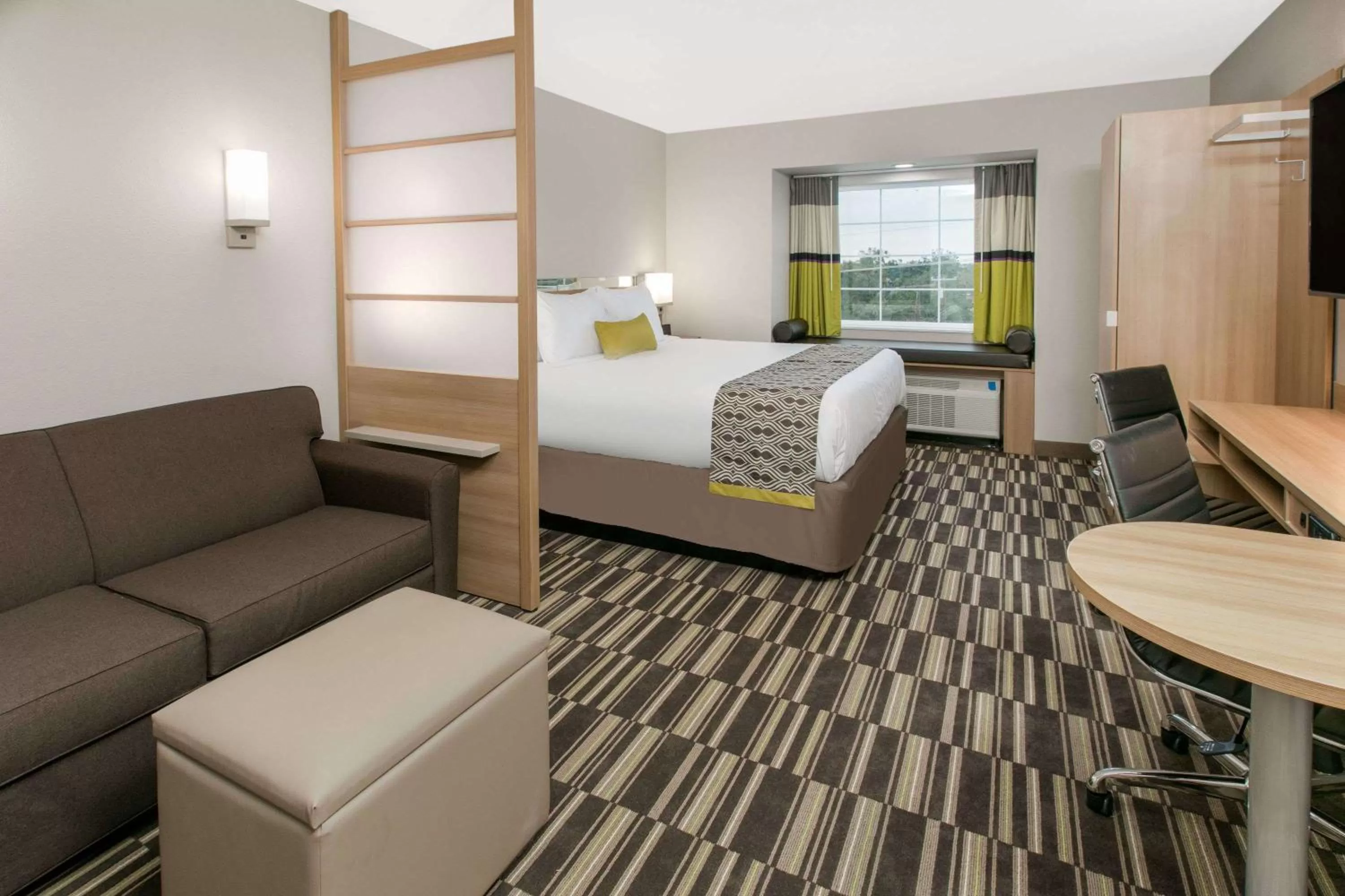 Photo of the whole room, Bed in Microtel Inn & Suites by Wyndham Lubbock