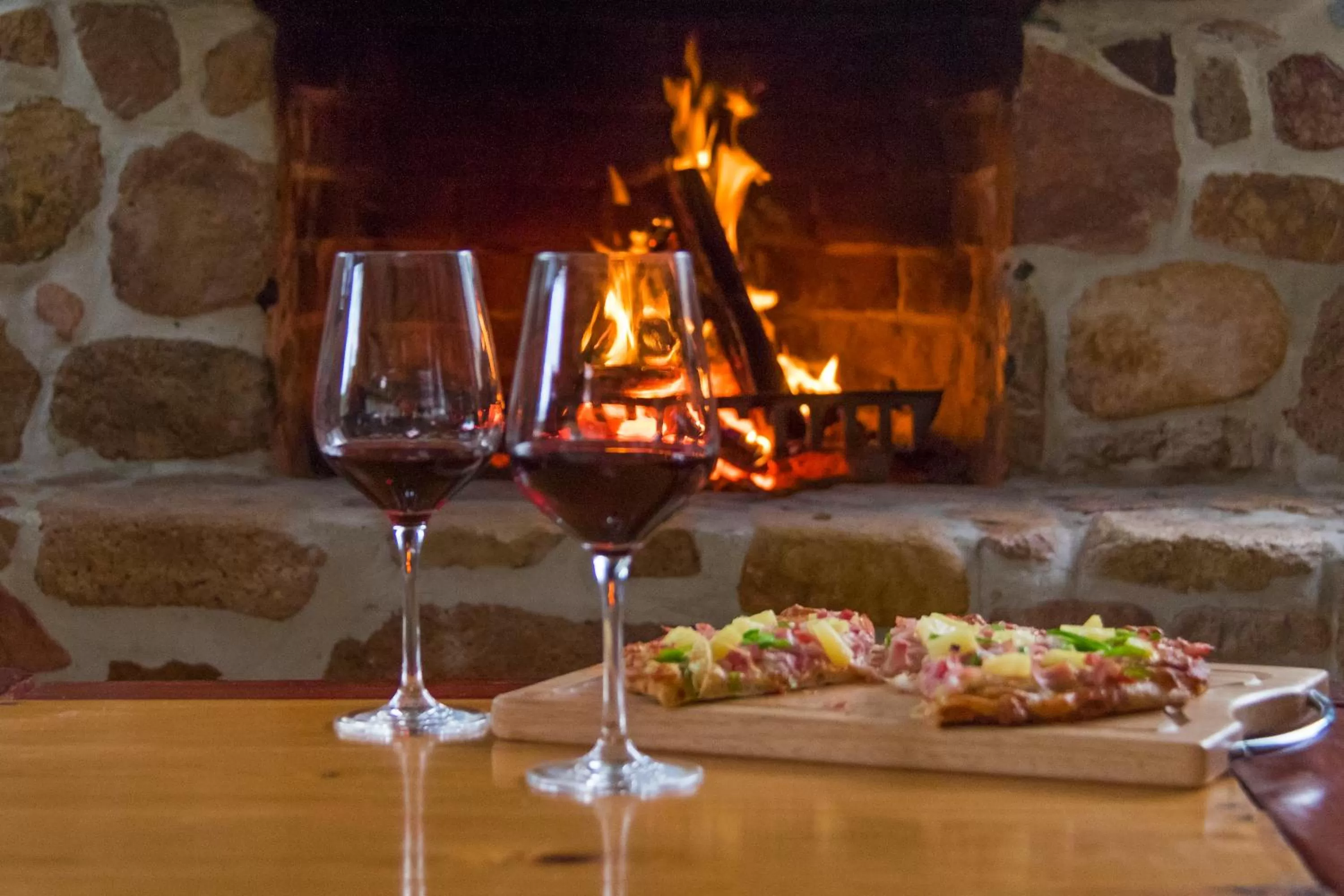 Food and drinks in Esk Caravan Park & Rail Trail Motel