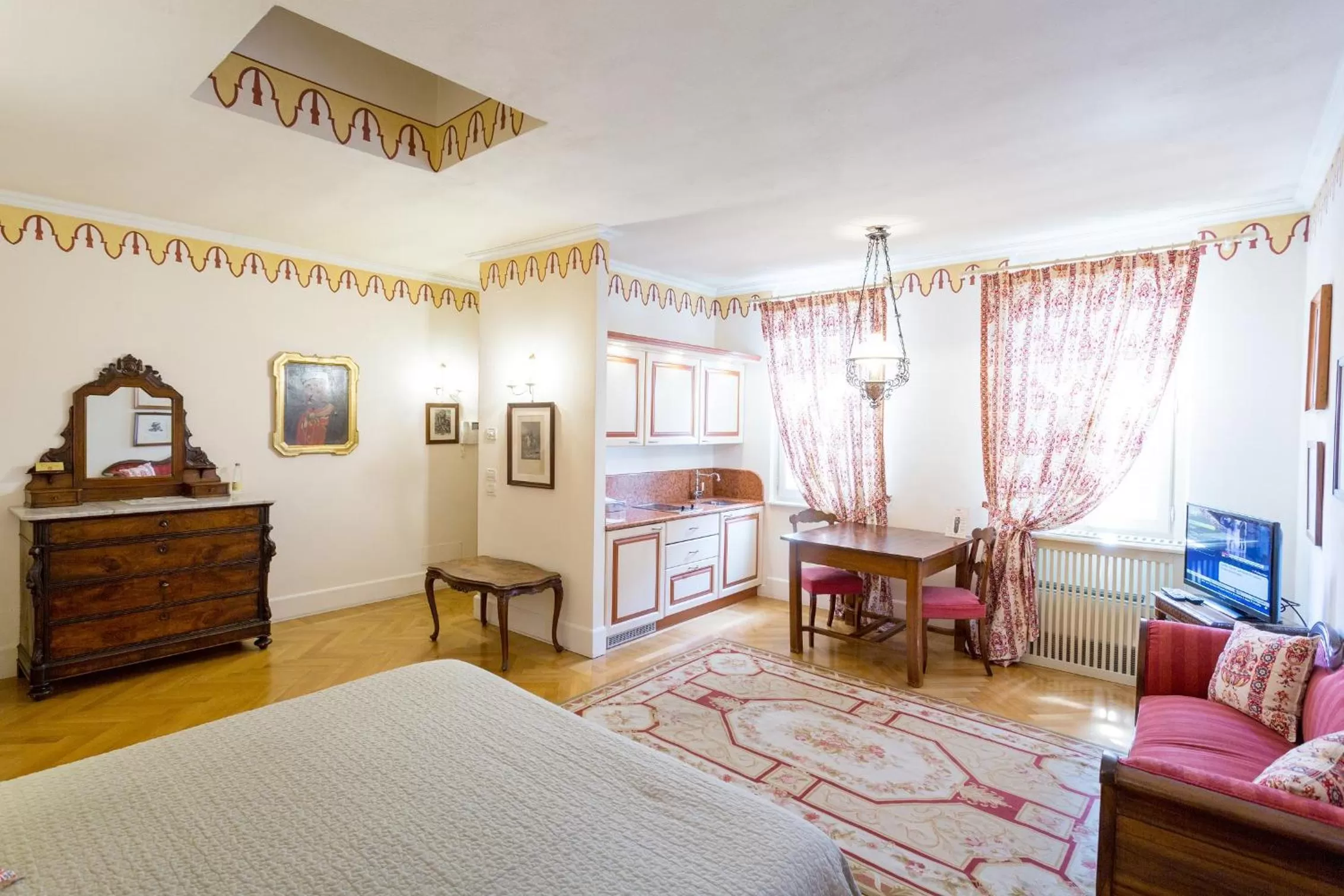 Kitchen or kitchenette, Bed in Palazzo Dalla Rosa Prati