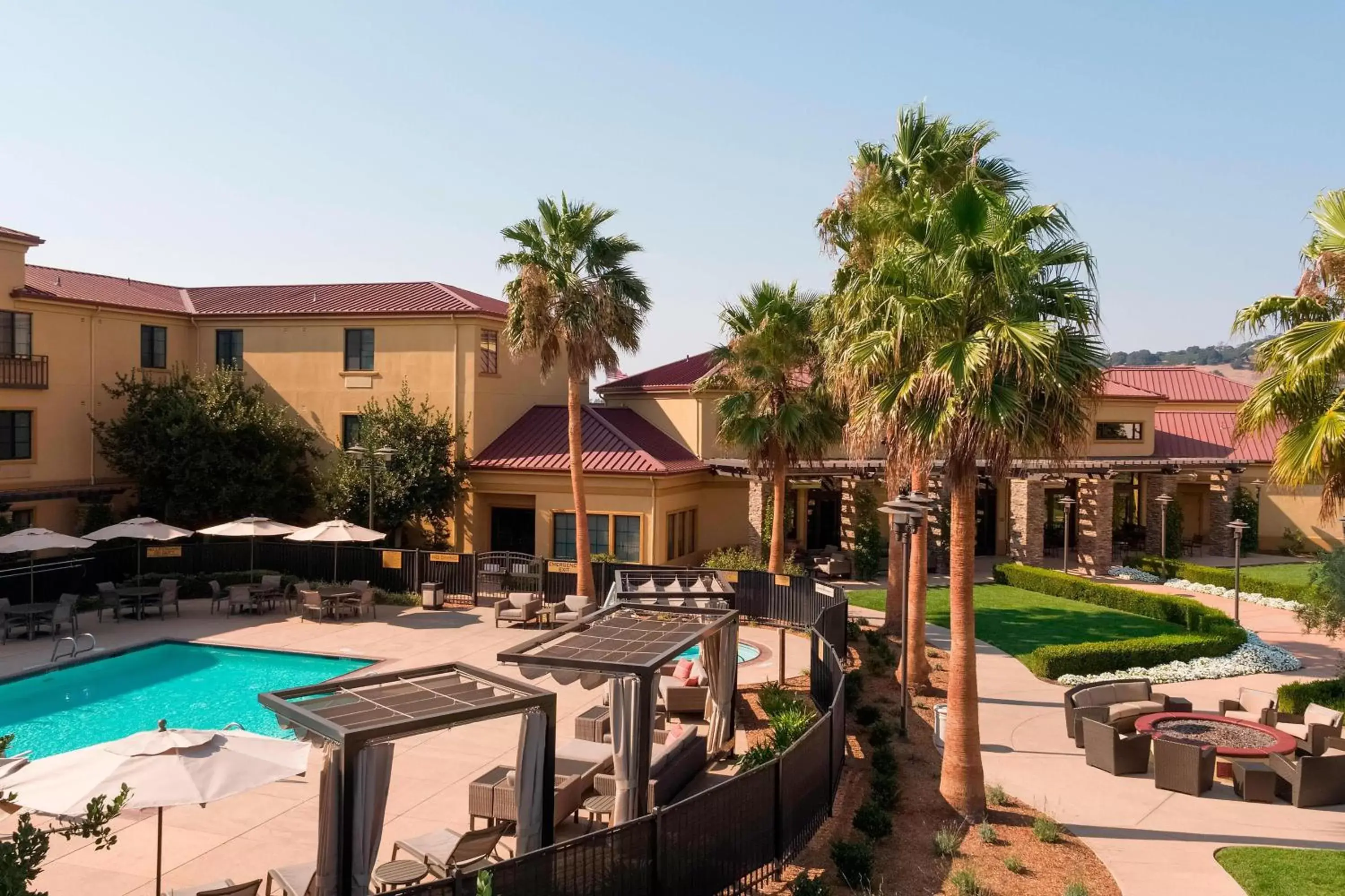 Area and facilities, Pool View in SpringHill Suites Napa Valley