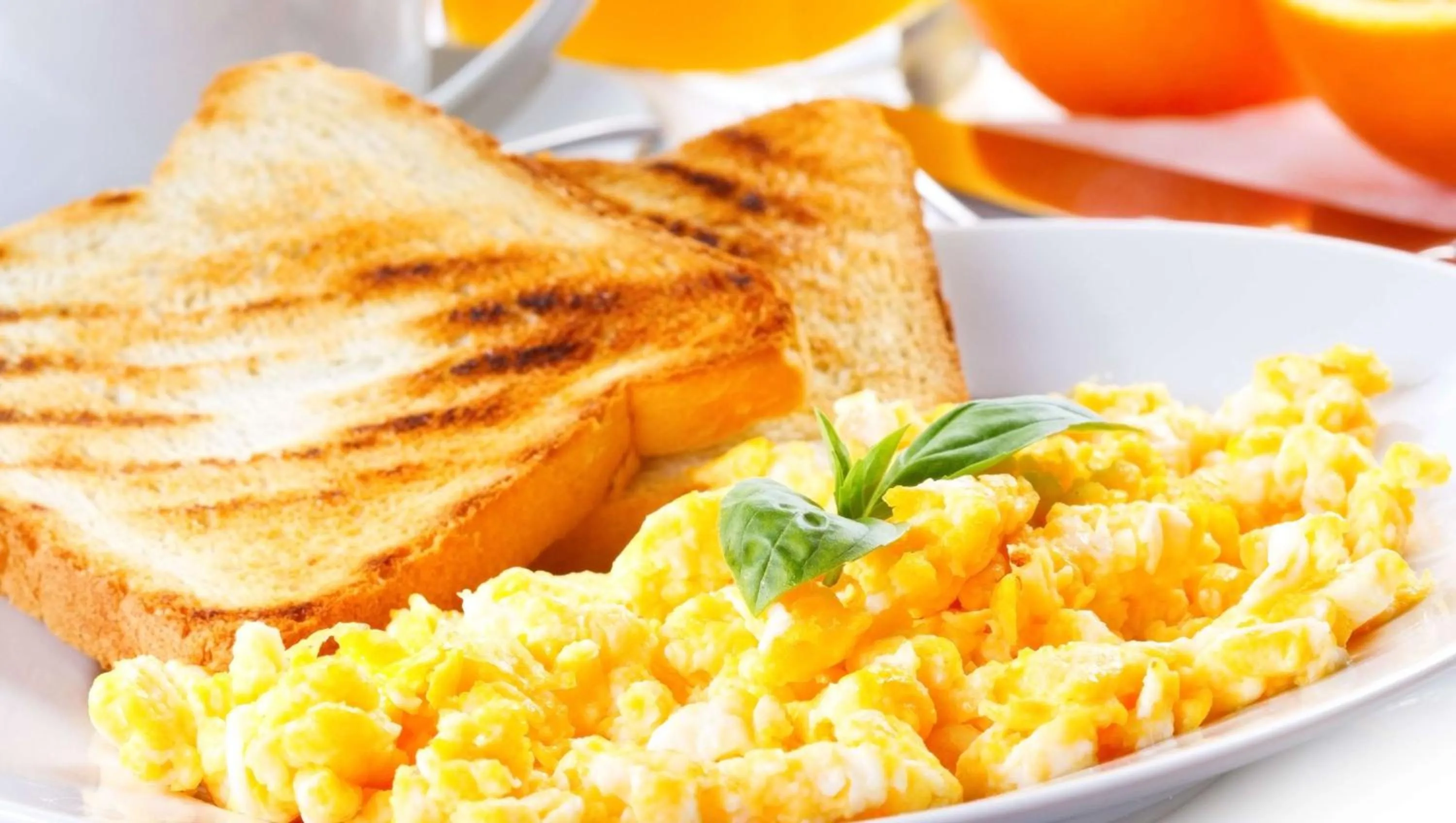 Restaurant/places to eat in Magnuson Extended Stay and Suites Airport Hotel