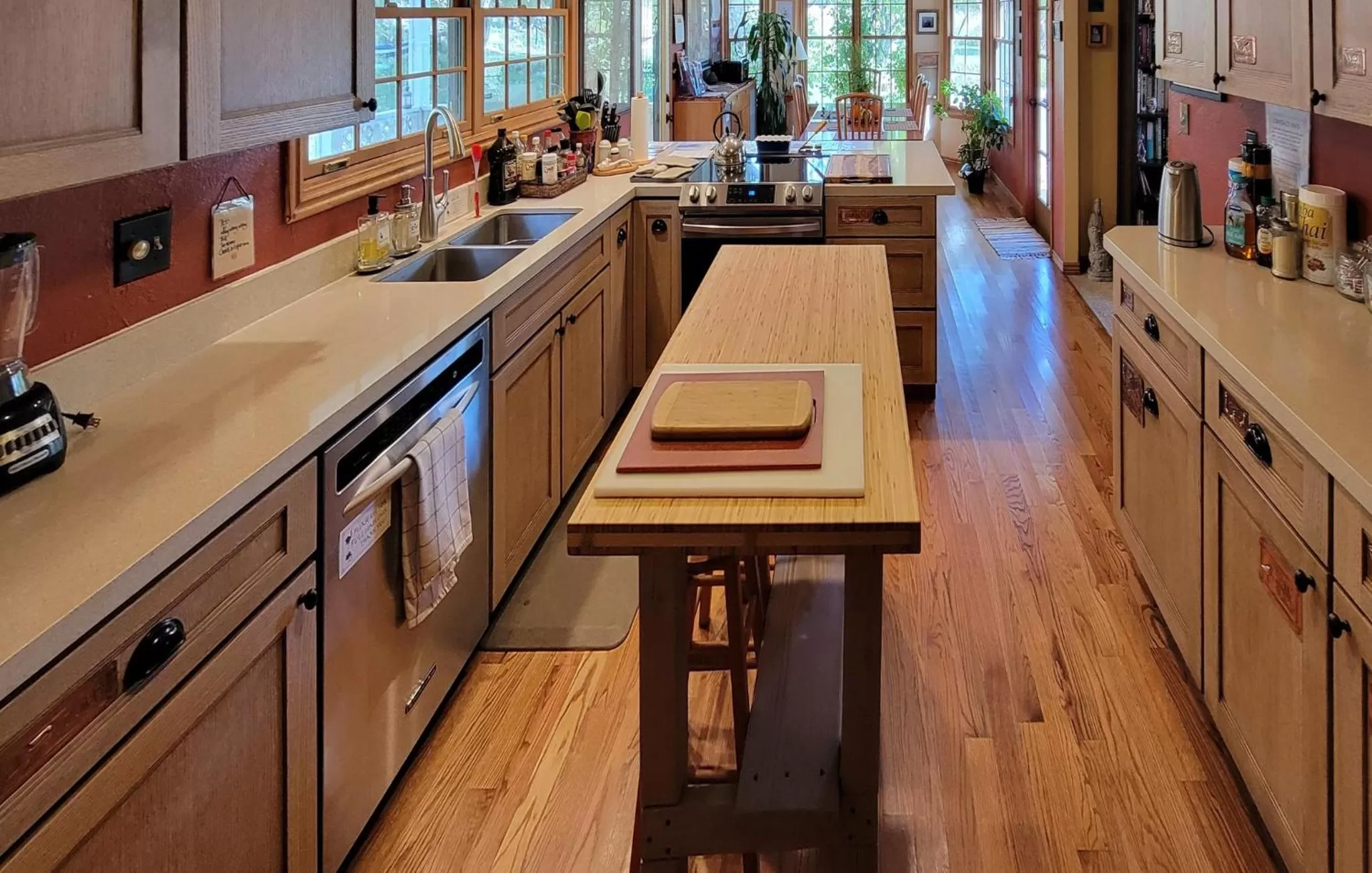 Restaurant/places to eat in 2 Cranes Inn - Zion