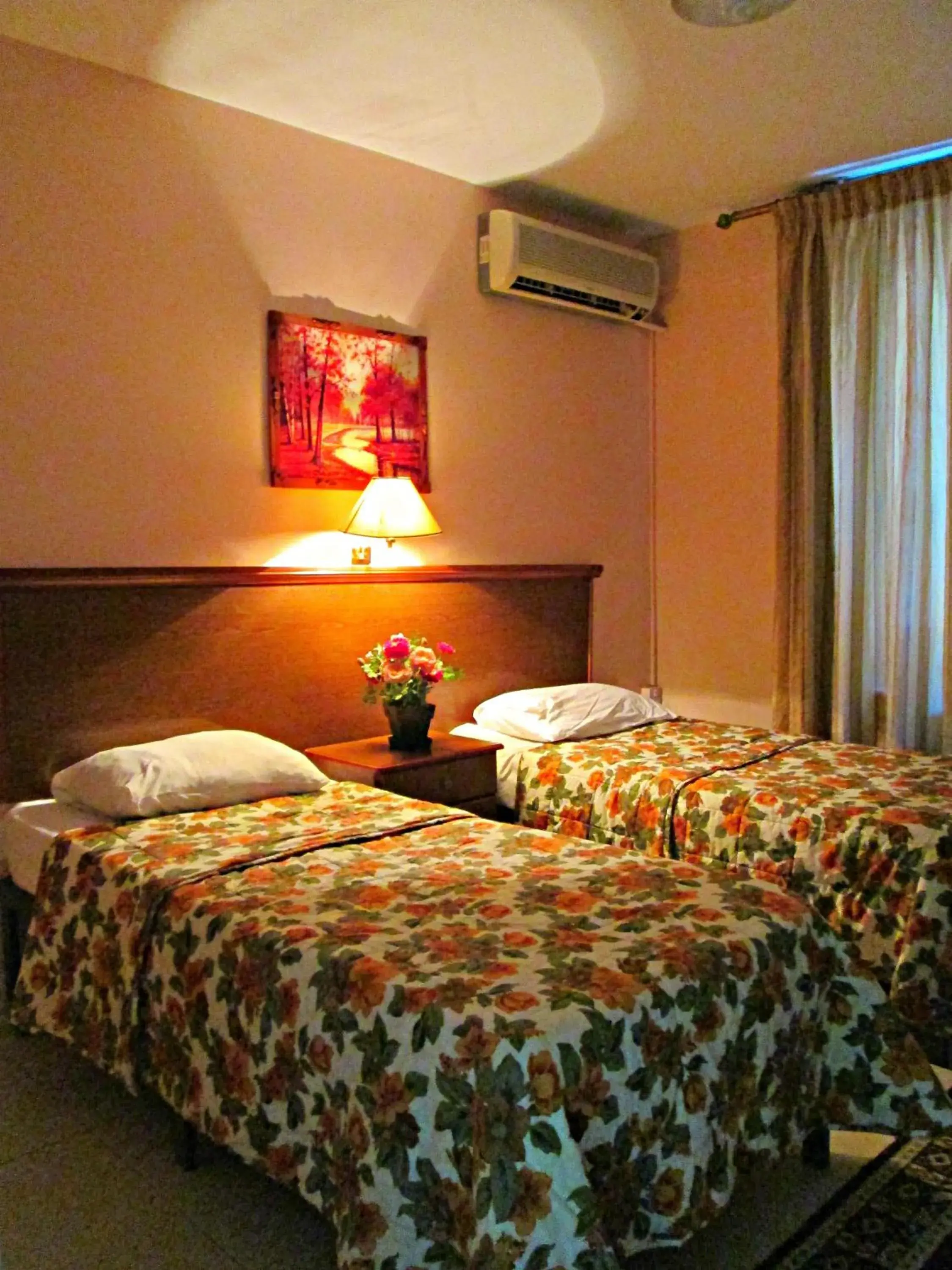 Bedroom, Bed in Sufara Hotel Suites