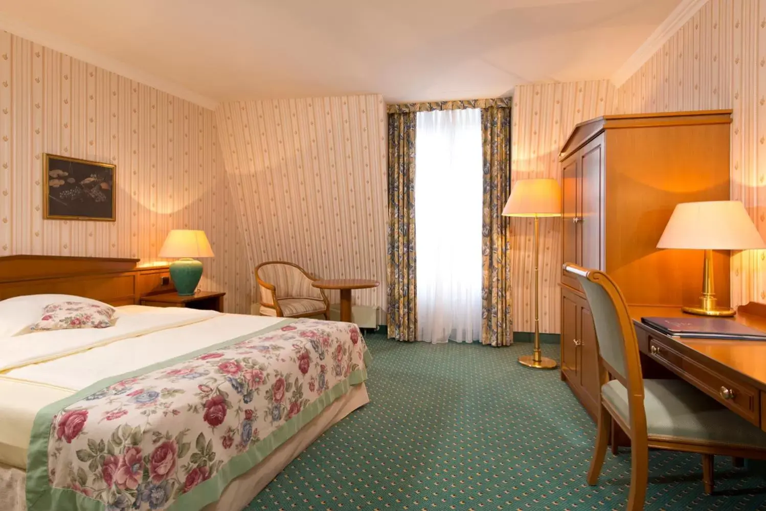 Bed in Hotel am Schlosspark