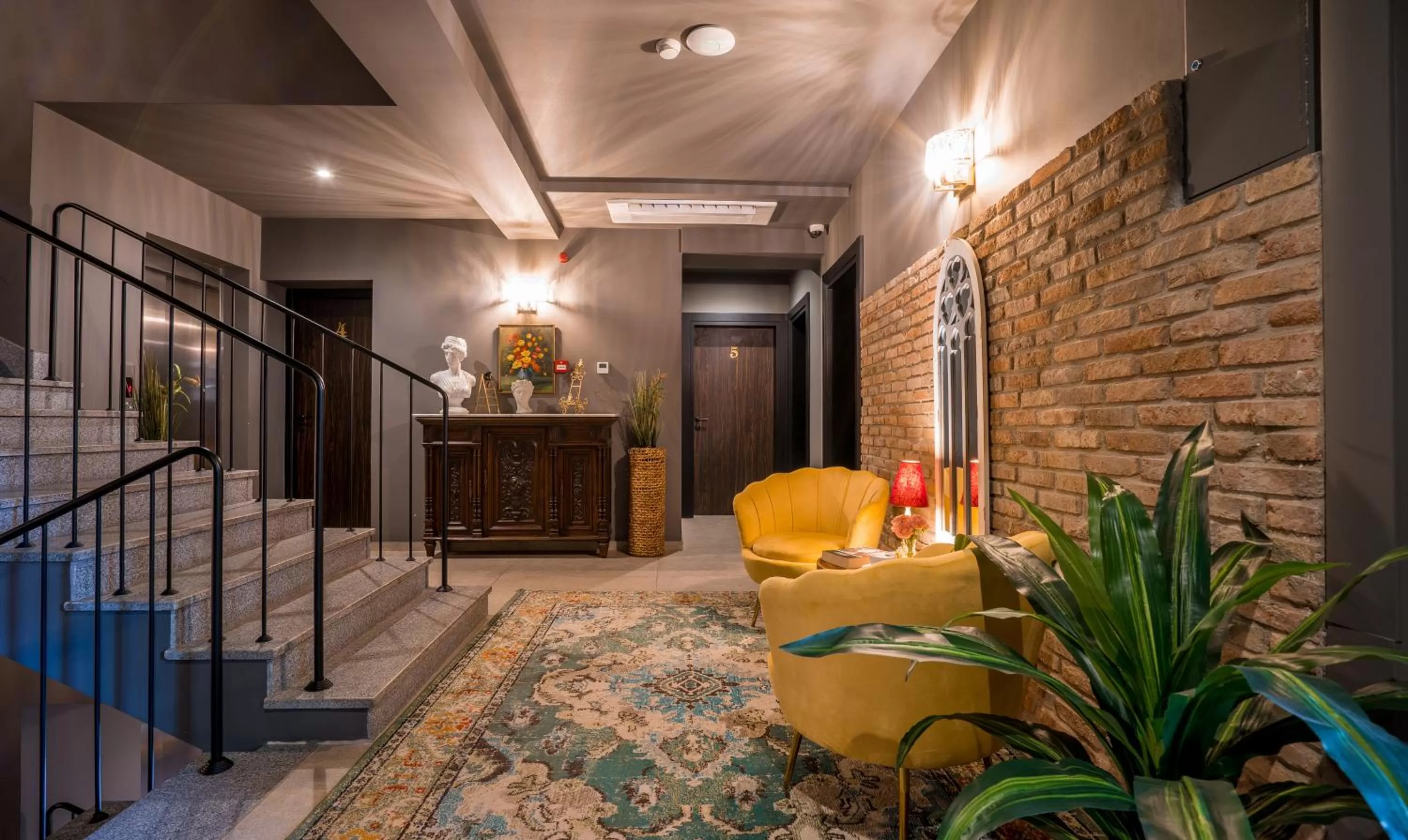 Decorative detail in Galavani By Vintage Hotel Collections