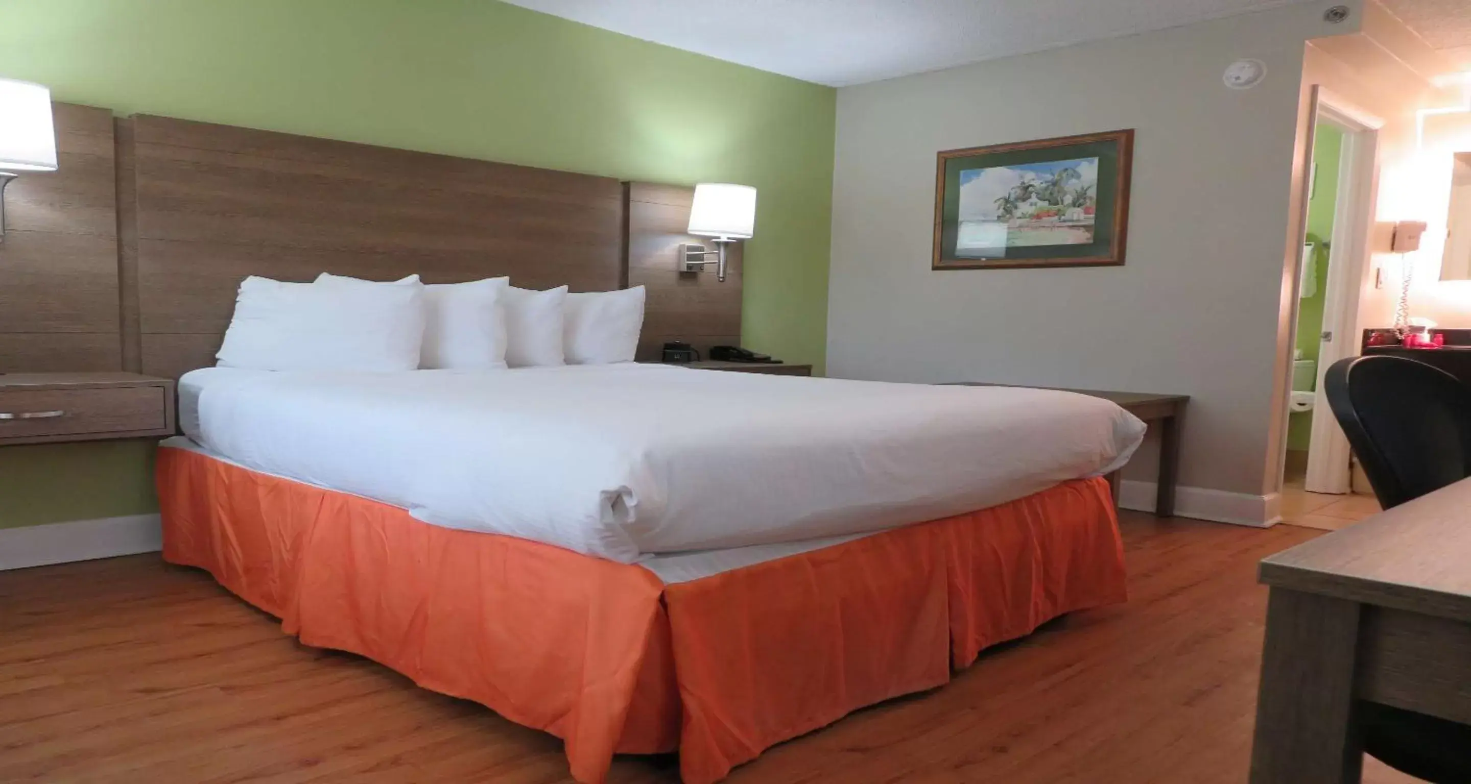 Photo of the whole room, Bed in SureStay Plus Hotel by Best Western St Marys Cumberland Photo of the whole room, Bed in SureStay Plus Hotel by Best Western St Marys Cumberland