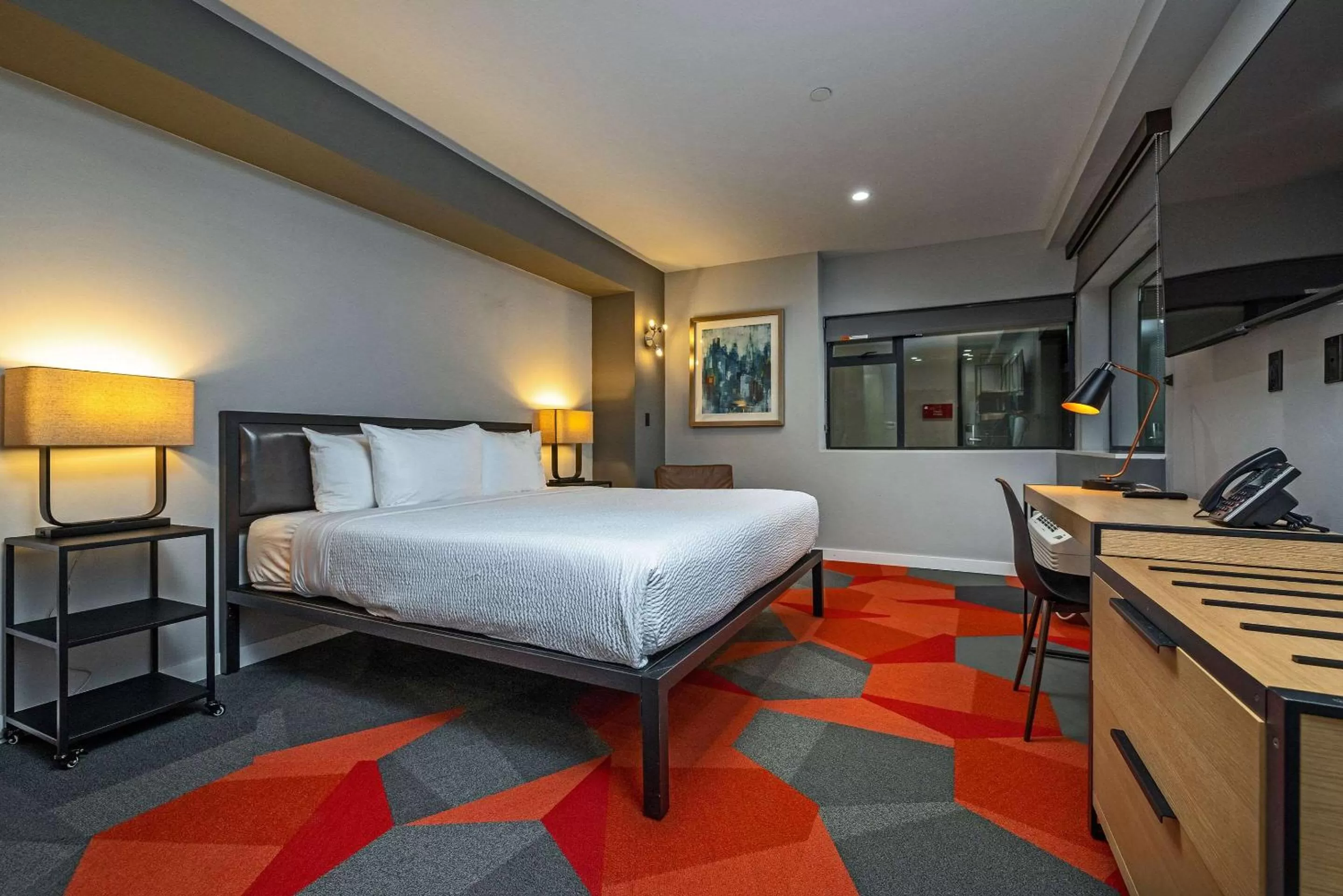 Queen Room - Non-Smoking in Infinity Hotel San Francisco, Tapestry Collection by Hilton